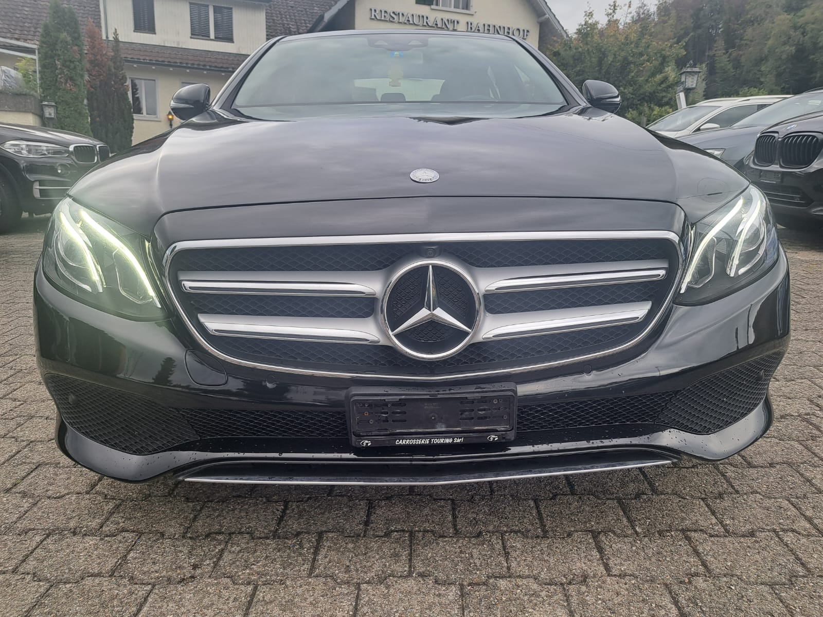 MERCEDES-BENZ E 220 d 9G-Tronic-image-4