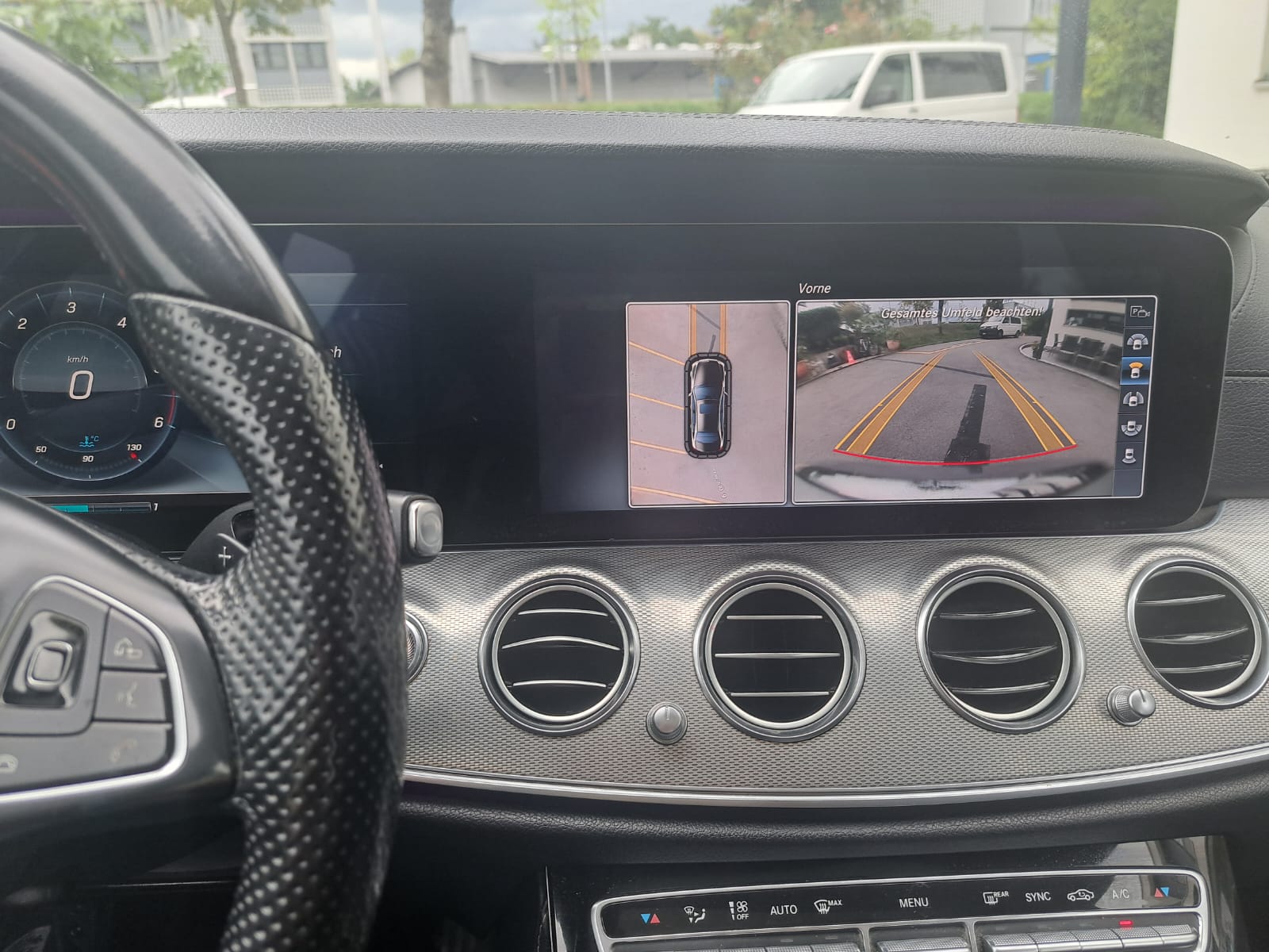 MERCEDES-BENZ E 220 d 9G-Tronic-image-6