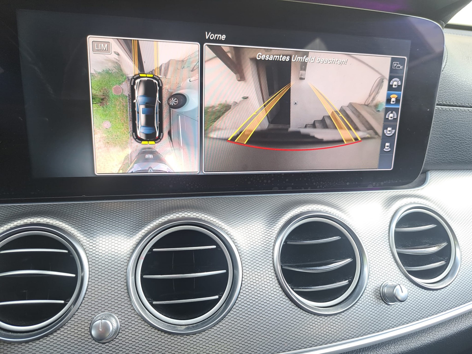MERCEDES-BENZ E 220 d 9G-Tronic-image-12