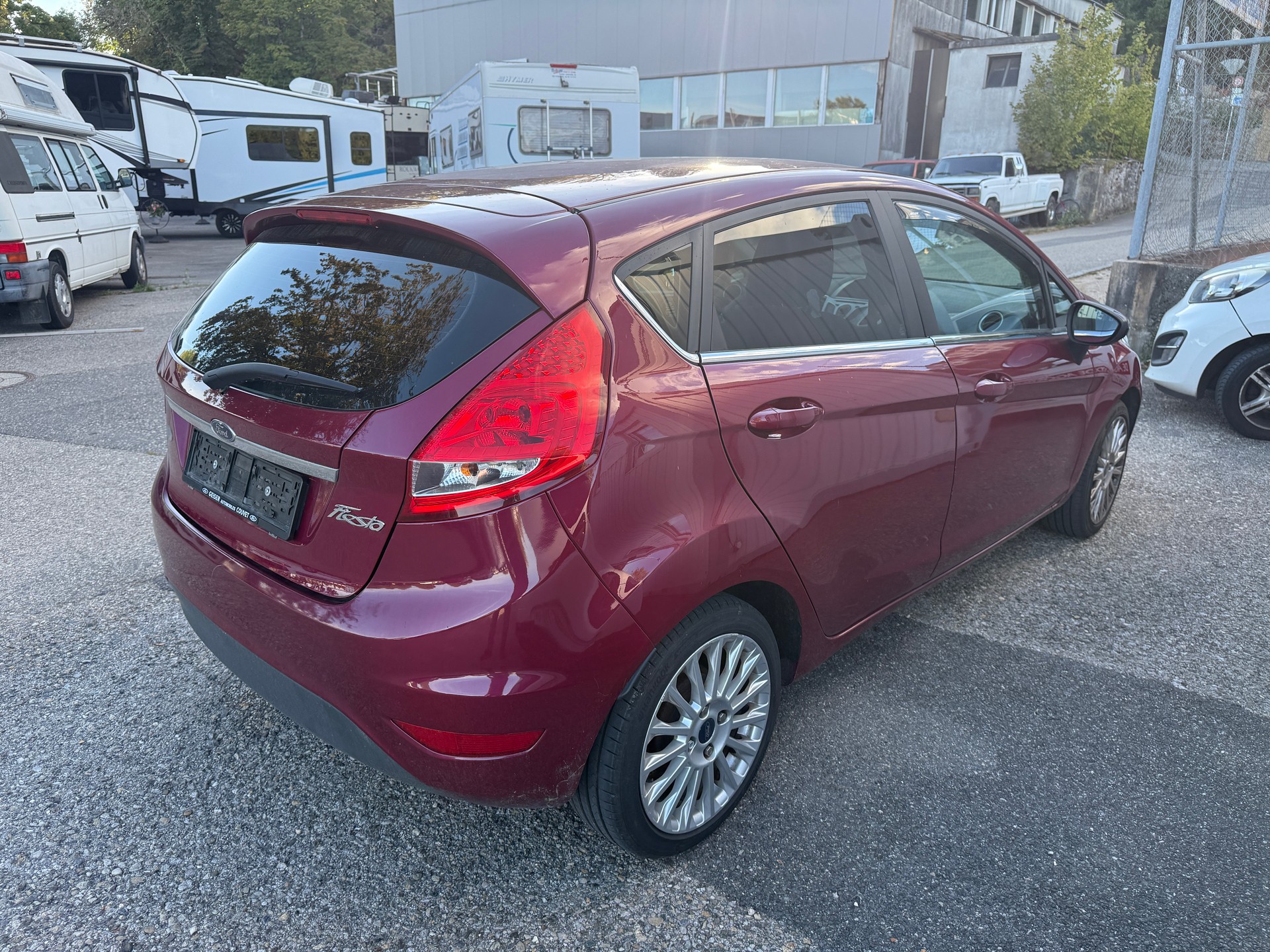 FORD Fiesta 1.6 16V Titanium-image-4
