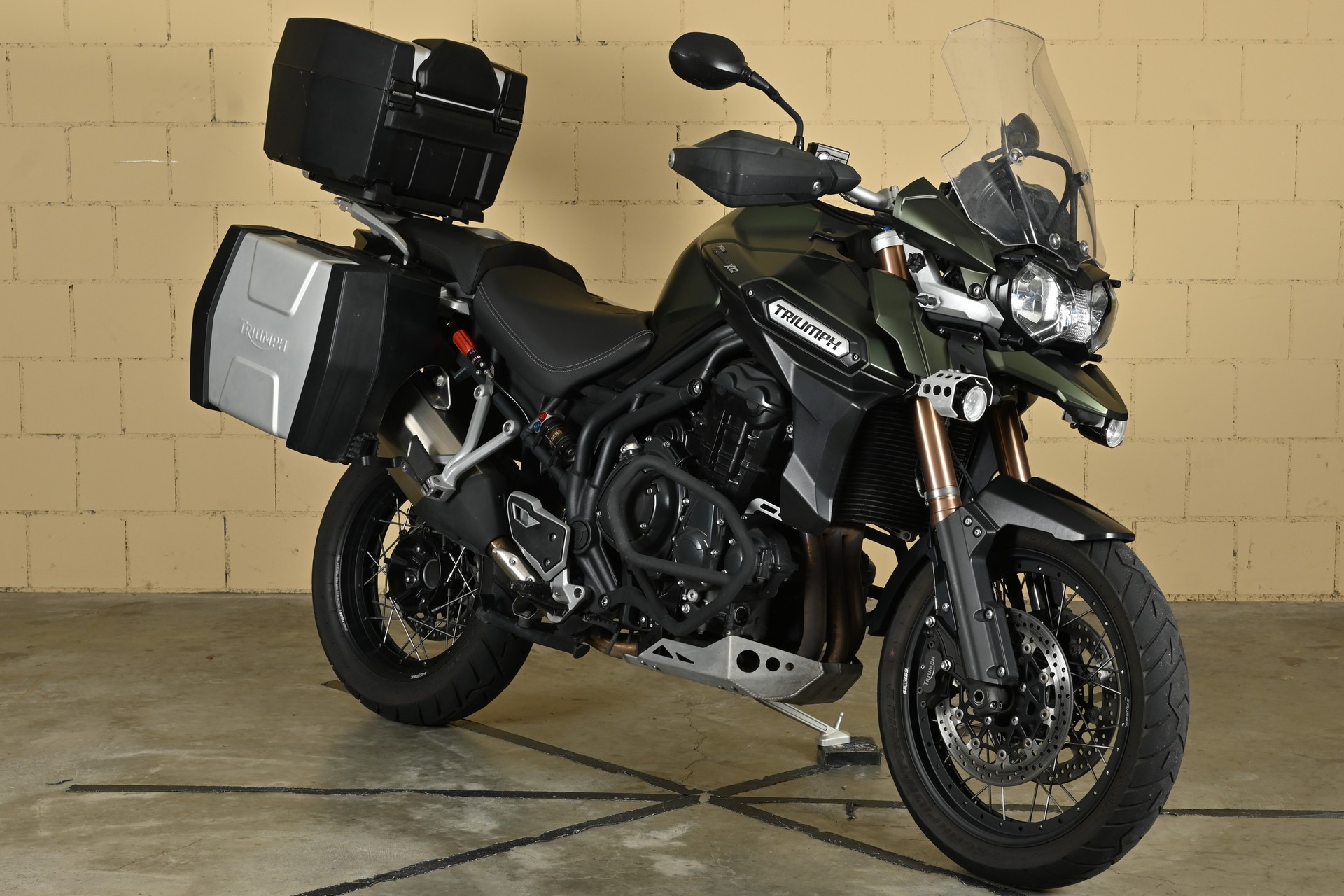 TRIUMPH Tiger 1200 Explorer XC Spoke Wheels ABS-showroom-element-1