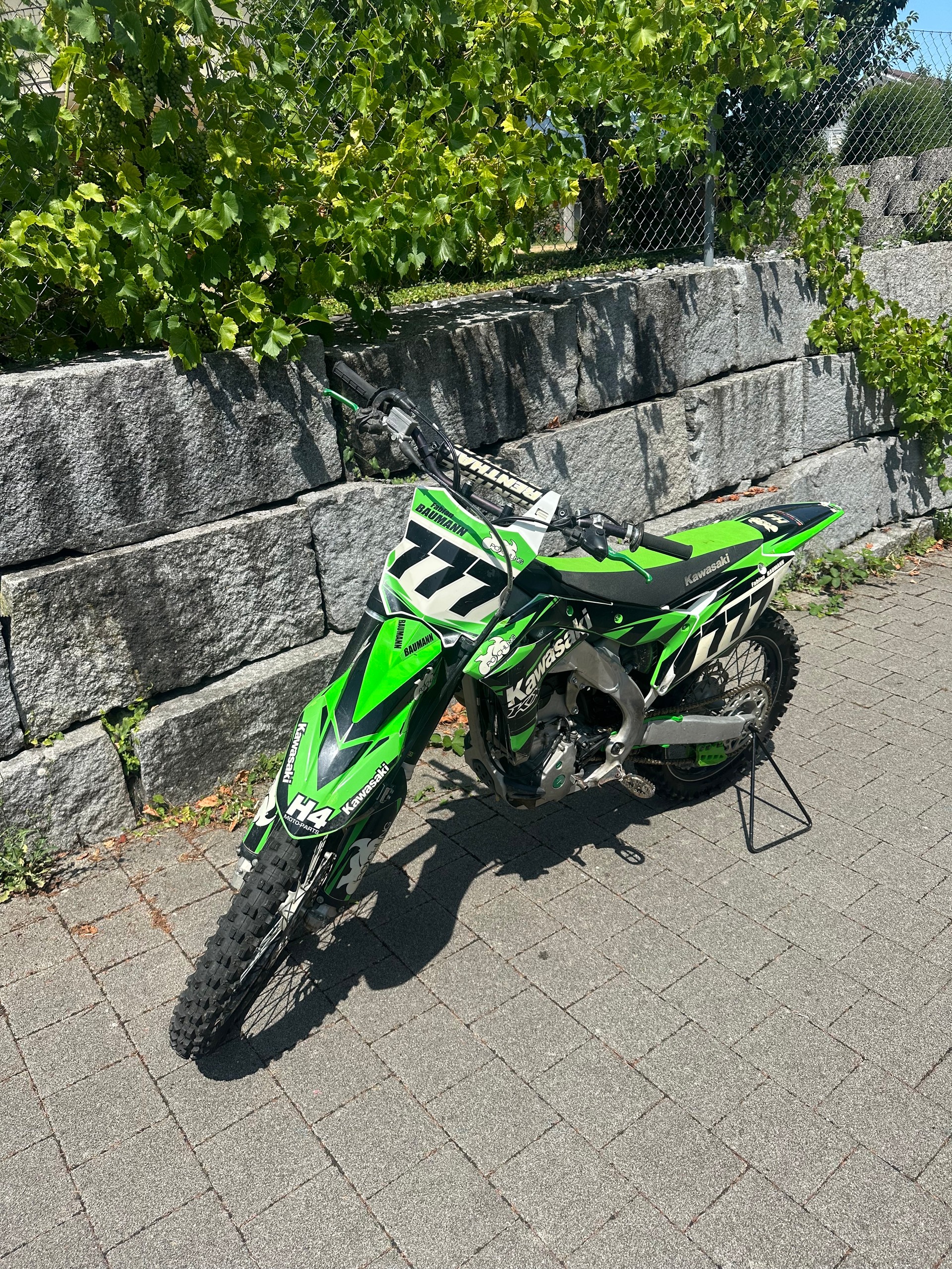 KAWASAKI 250