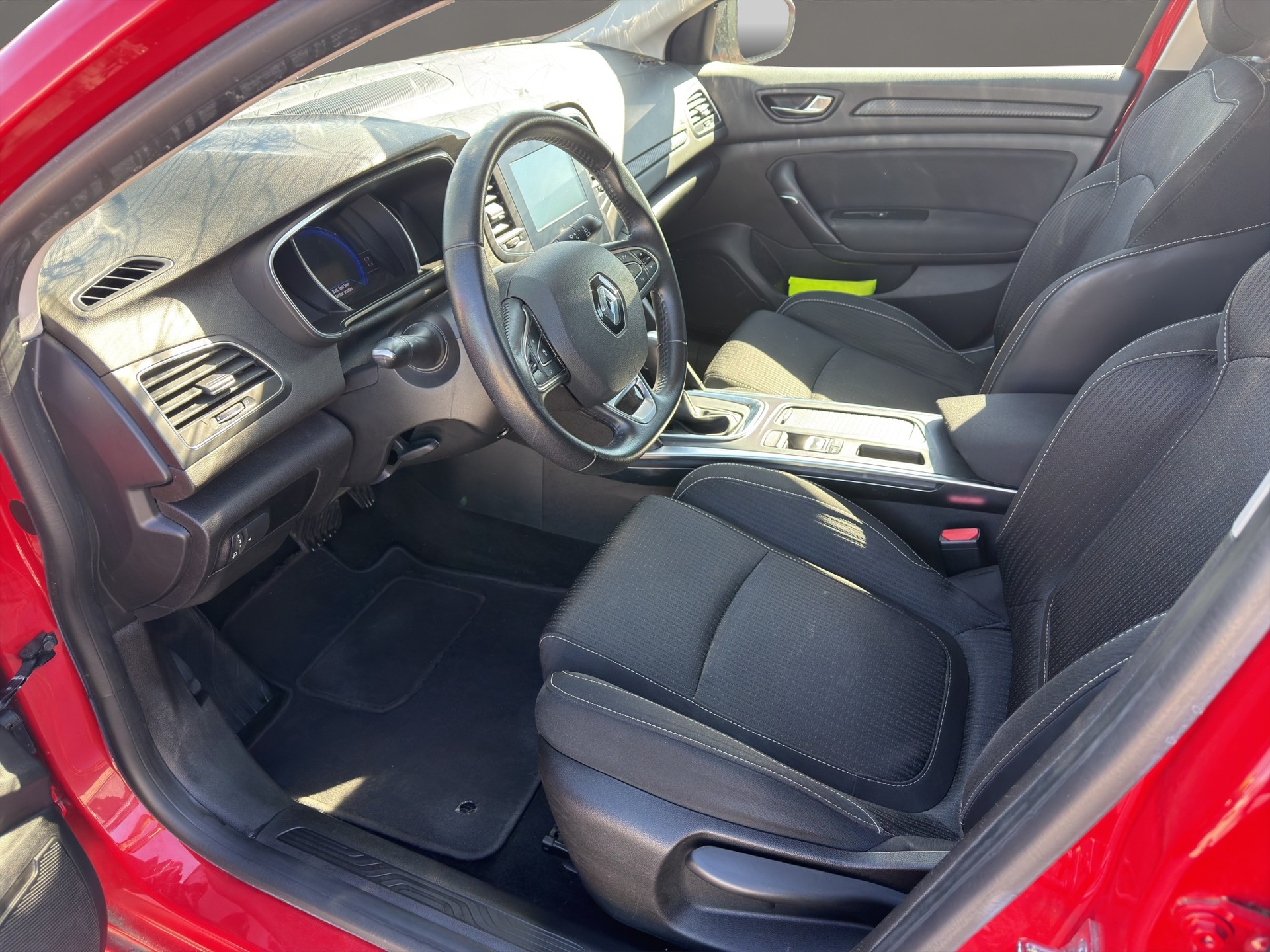 RENAULT Mégane Grandtour 1.5 dCi Business EDC-image-9