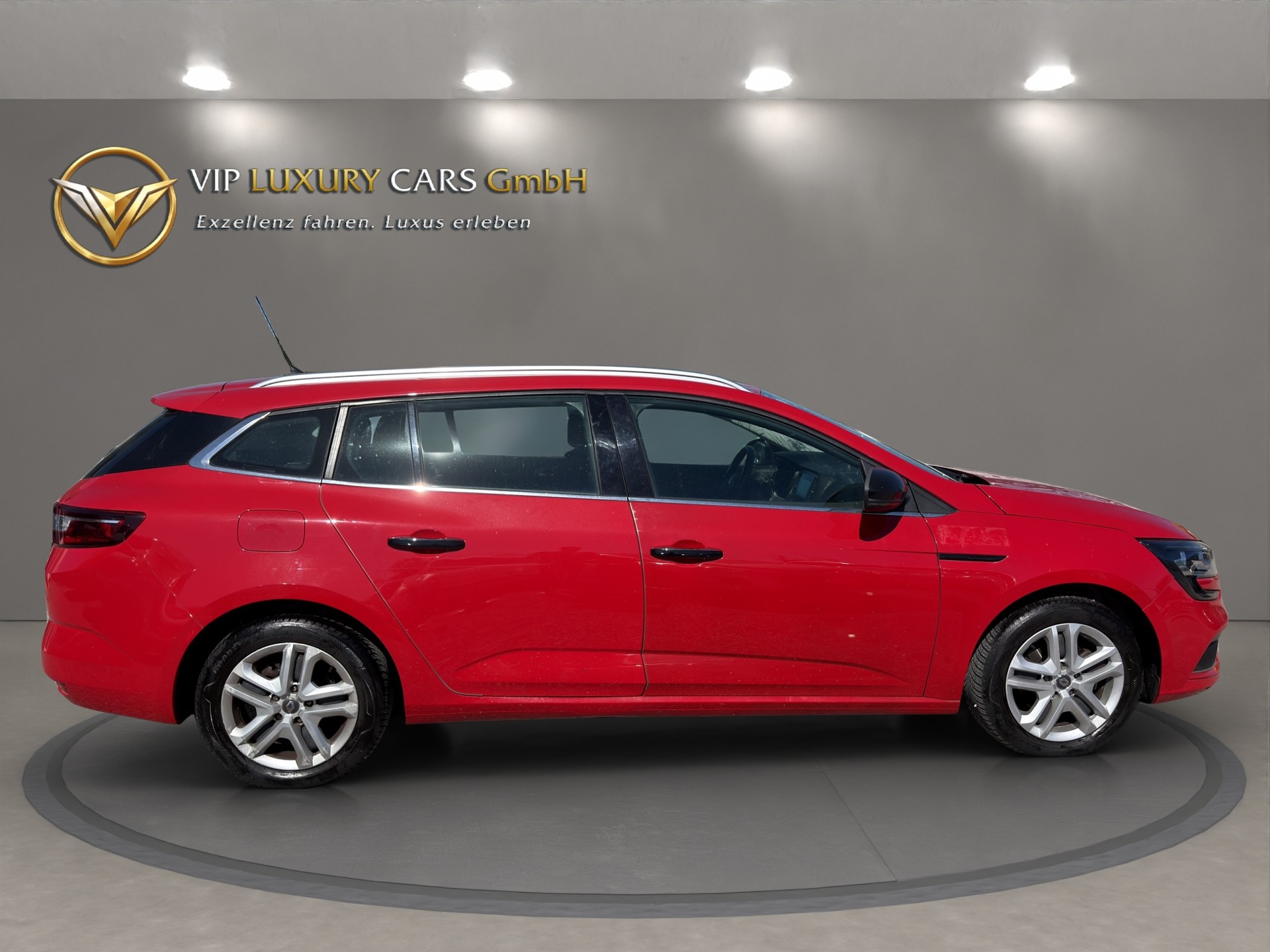 RENAULT Mégane Grandtour 1.5 dCi Business EDC-image-7