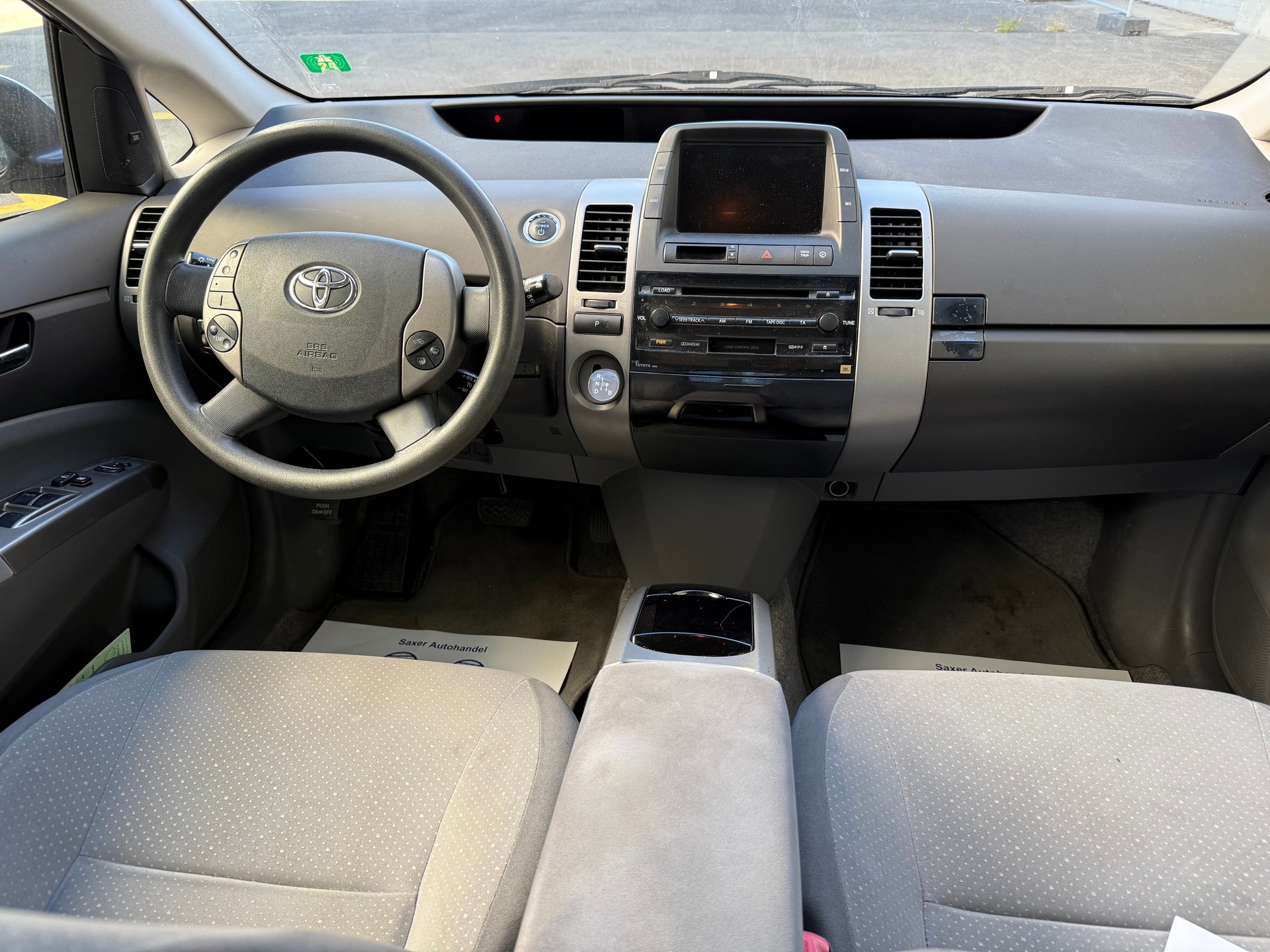 TOYOTA Prius 1.5 16V Hybrid-image-4