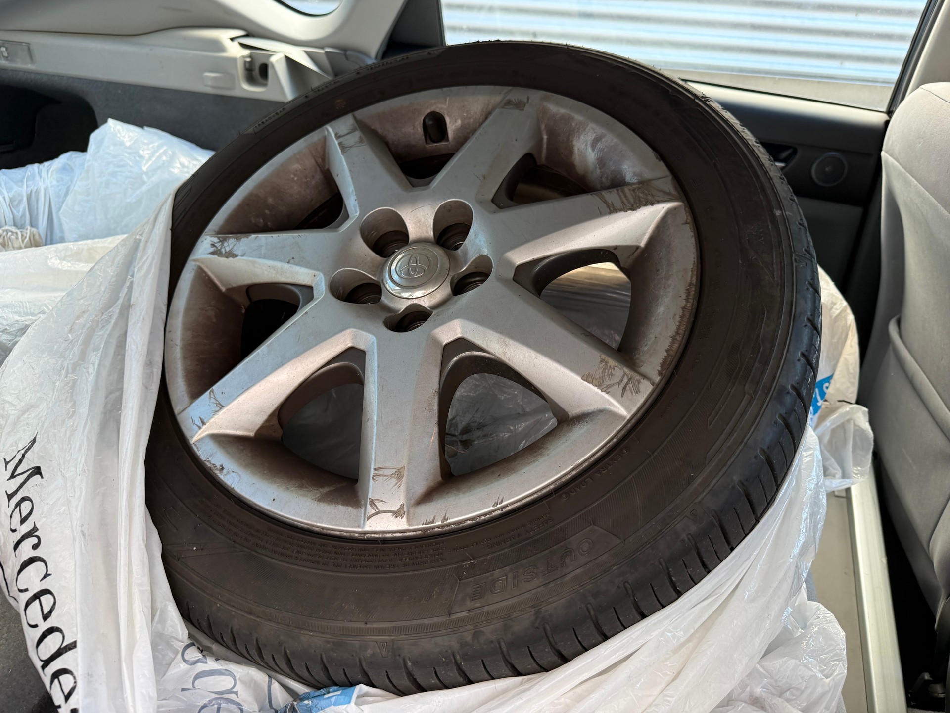 TOYOTA Prius 1.5 16V Hybrid-image-9