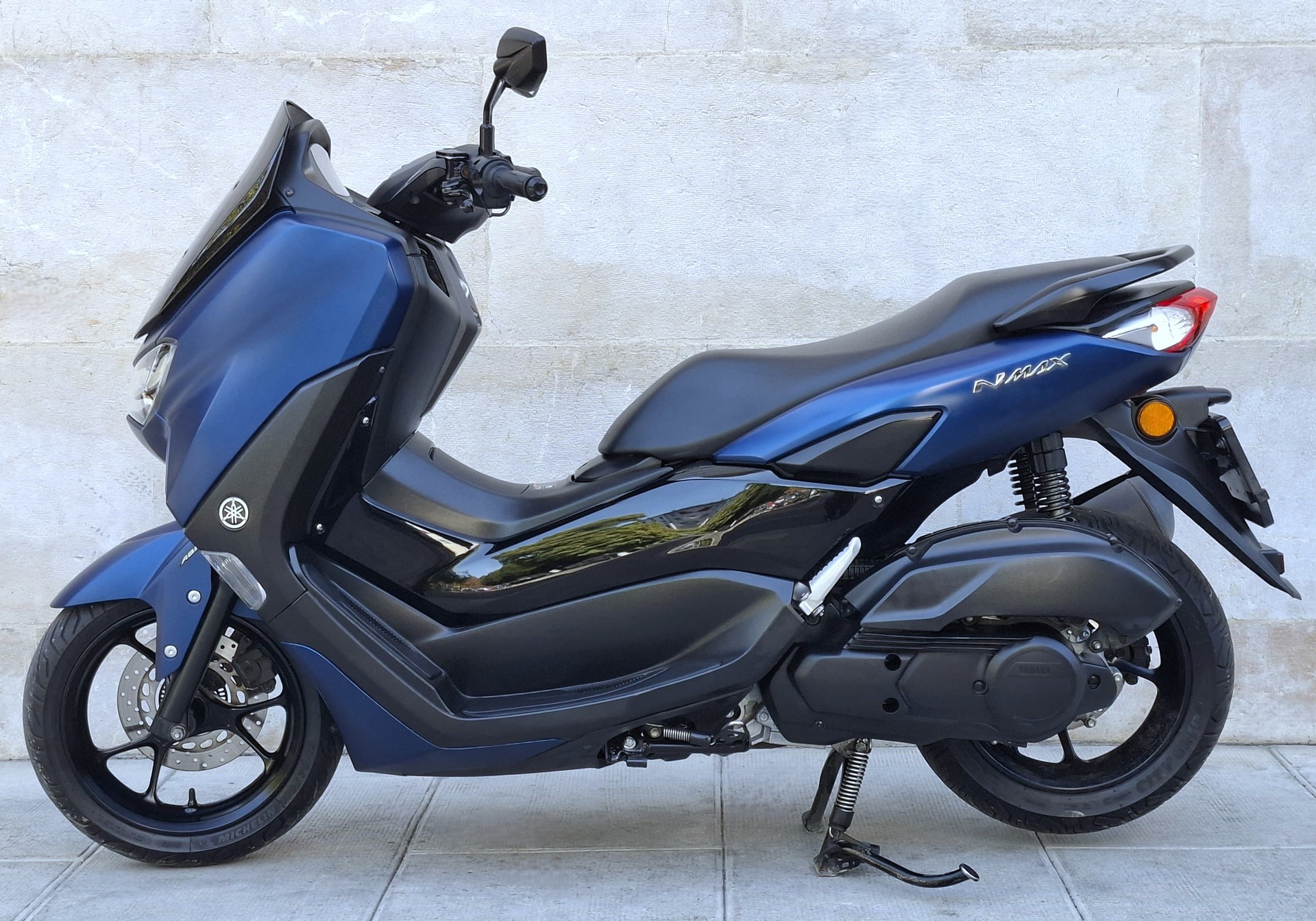 YAMAHA N-Max GPD 125-showroom-element-2