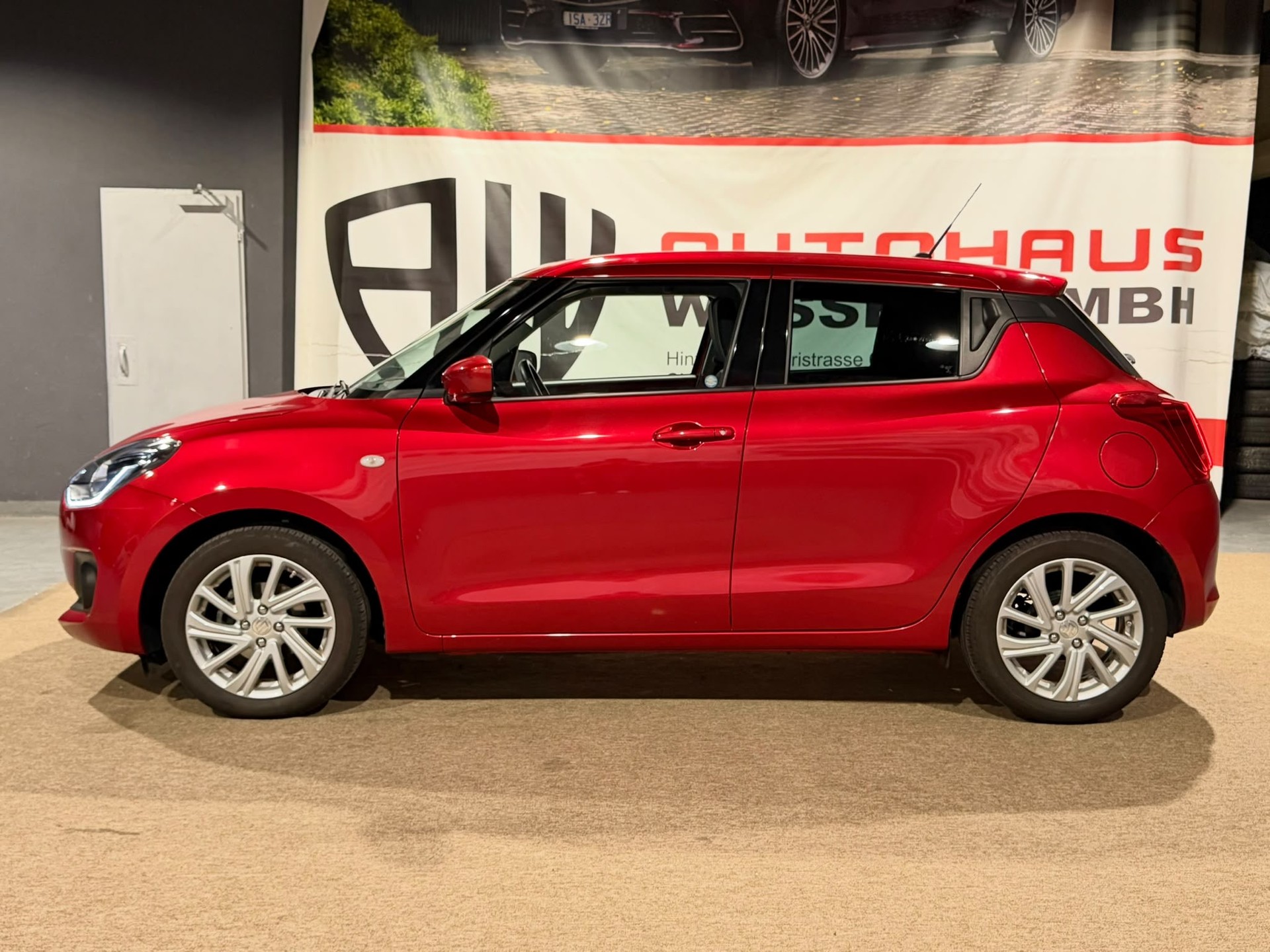 SUZUKI Swift 1.2 Compact Top Hybrid CVT-image-5