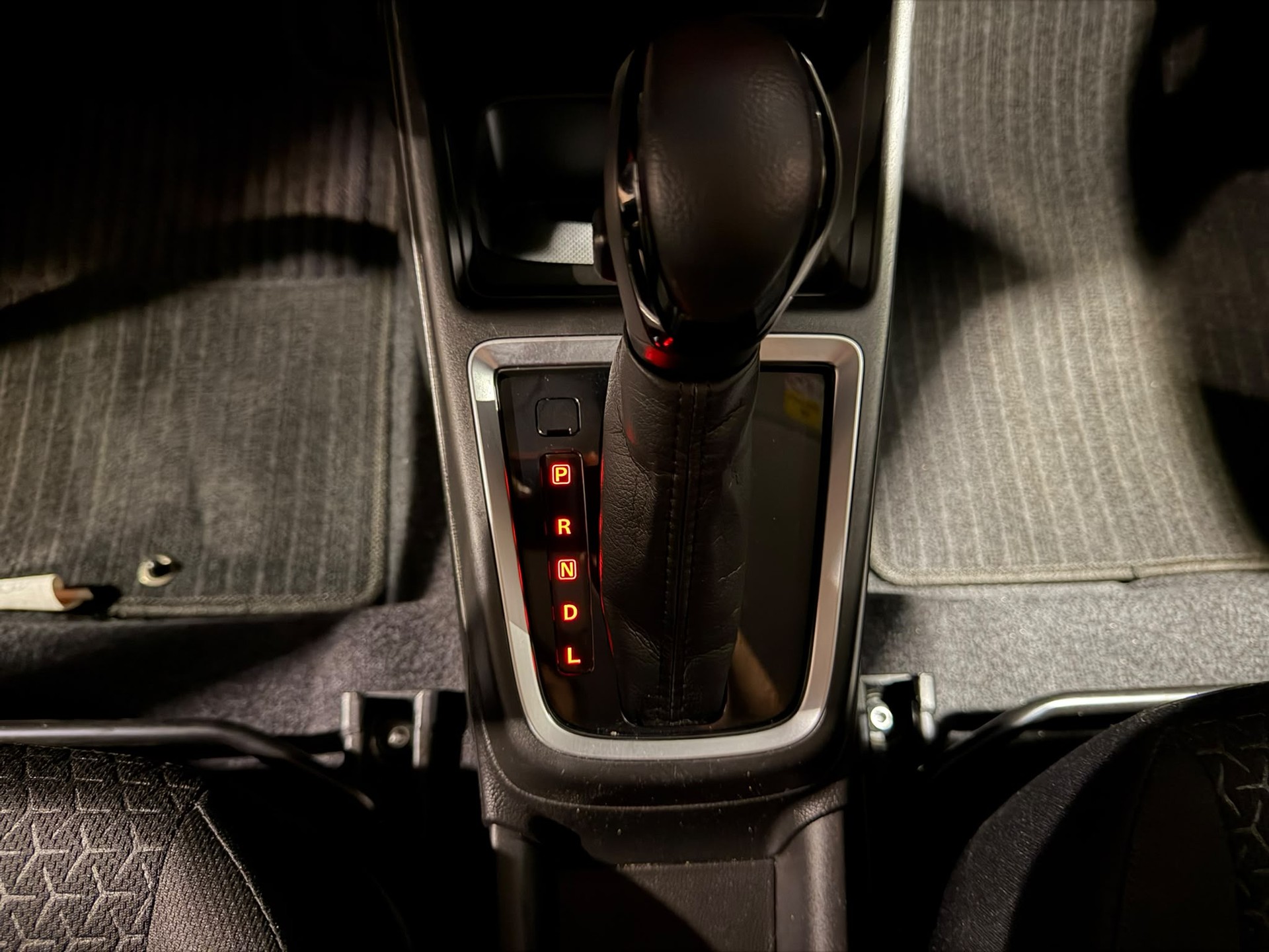 SUZUKI Swift 1.2 Compact Top Hybrid CVT-image-21