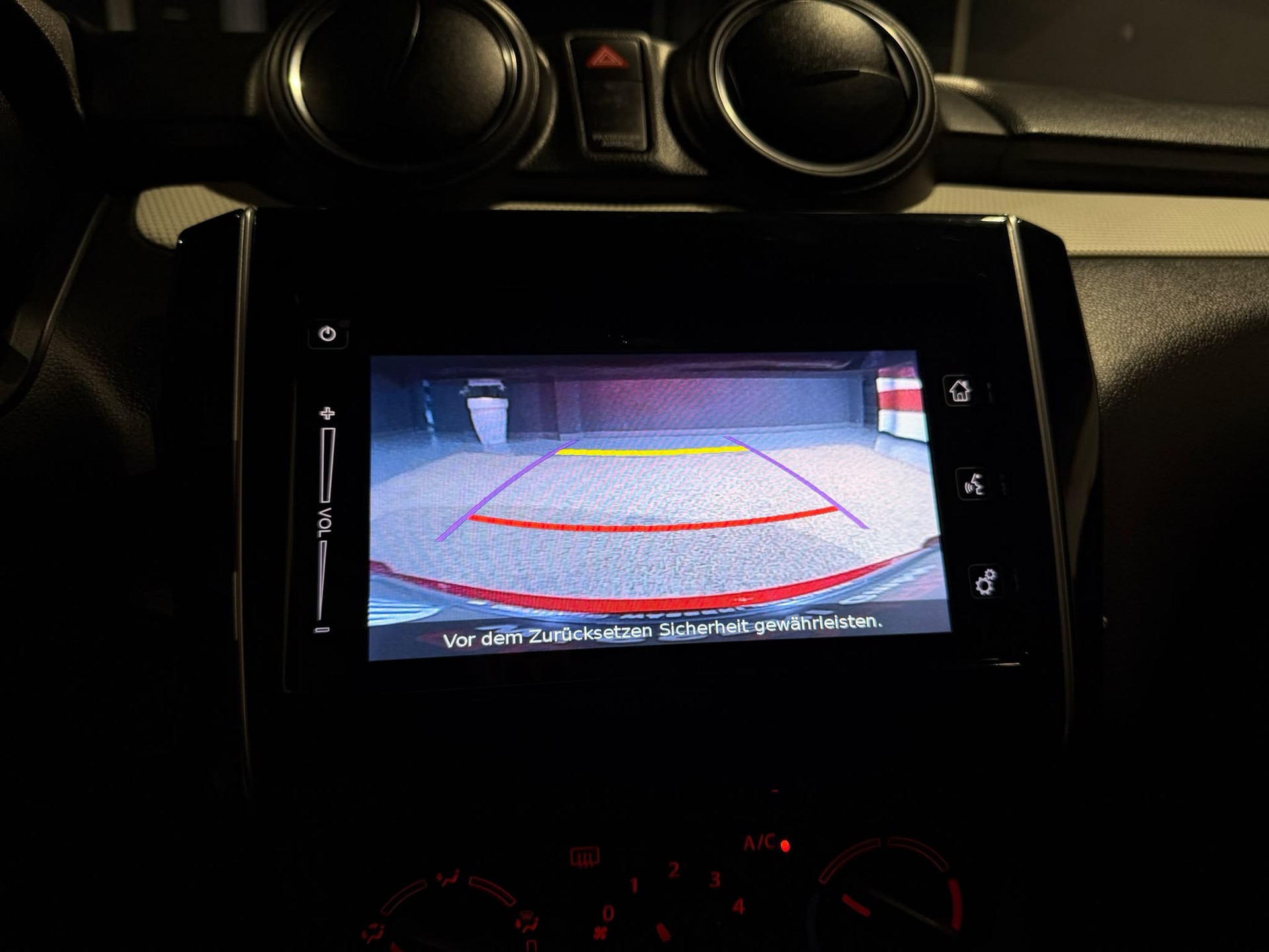 SUZUKI Swift 1.2 Compact Top Hybrid CVT-image-19