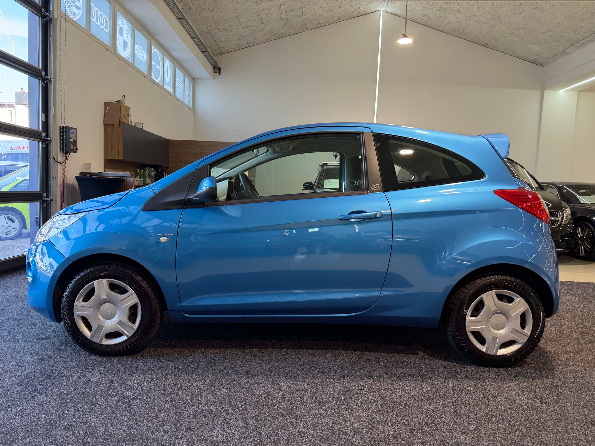 FORD KA 1.25 Titanium-image-3