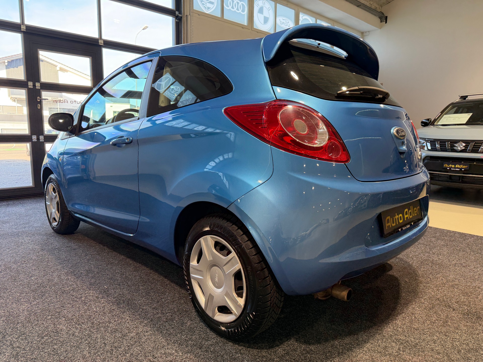 FORD KA 1.25 Titanium-image-4