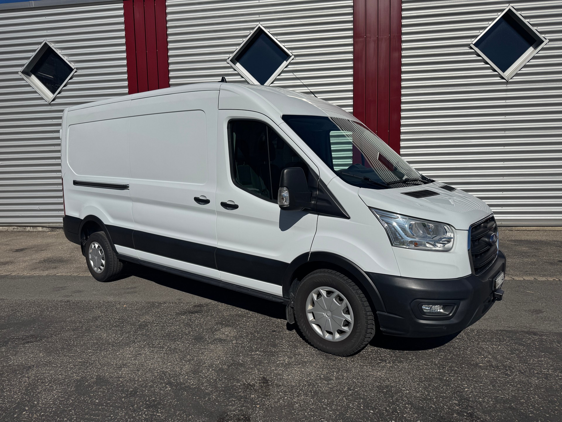 FORD Transit Van 330 L3 Trend 2.0 TDCi 130 FWD A-image-2
