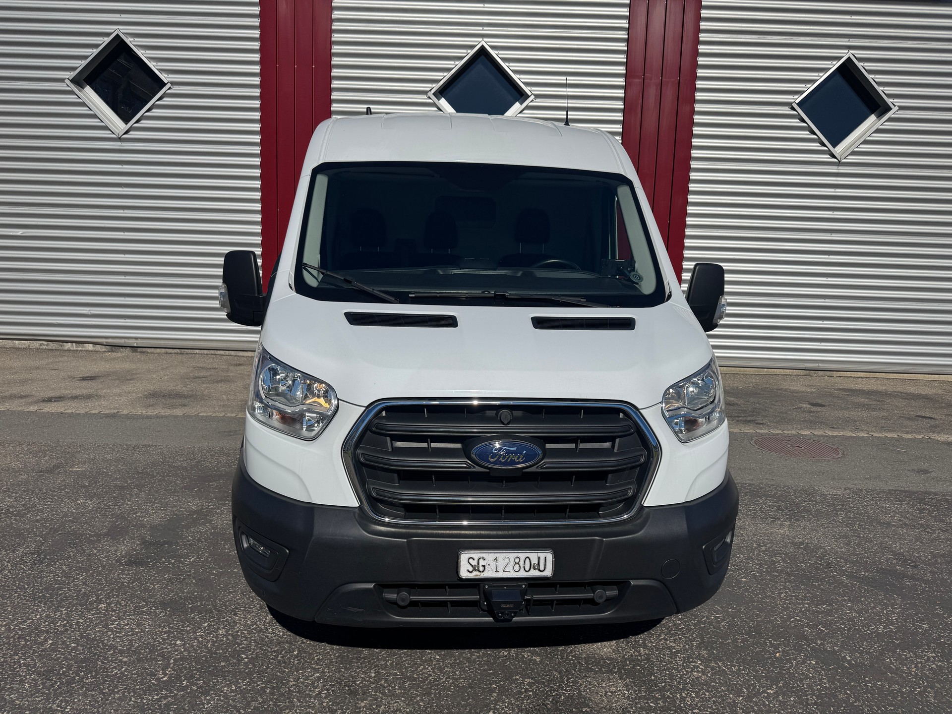FORD Transit Van 330 L3 Trend 2.0 TDCi 130 FWD A-image-3
