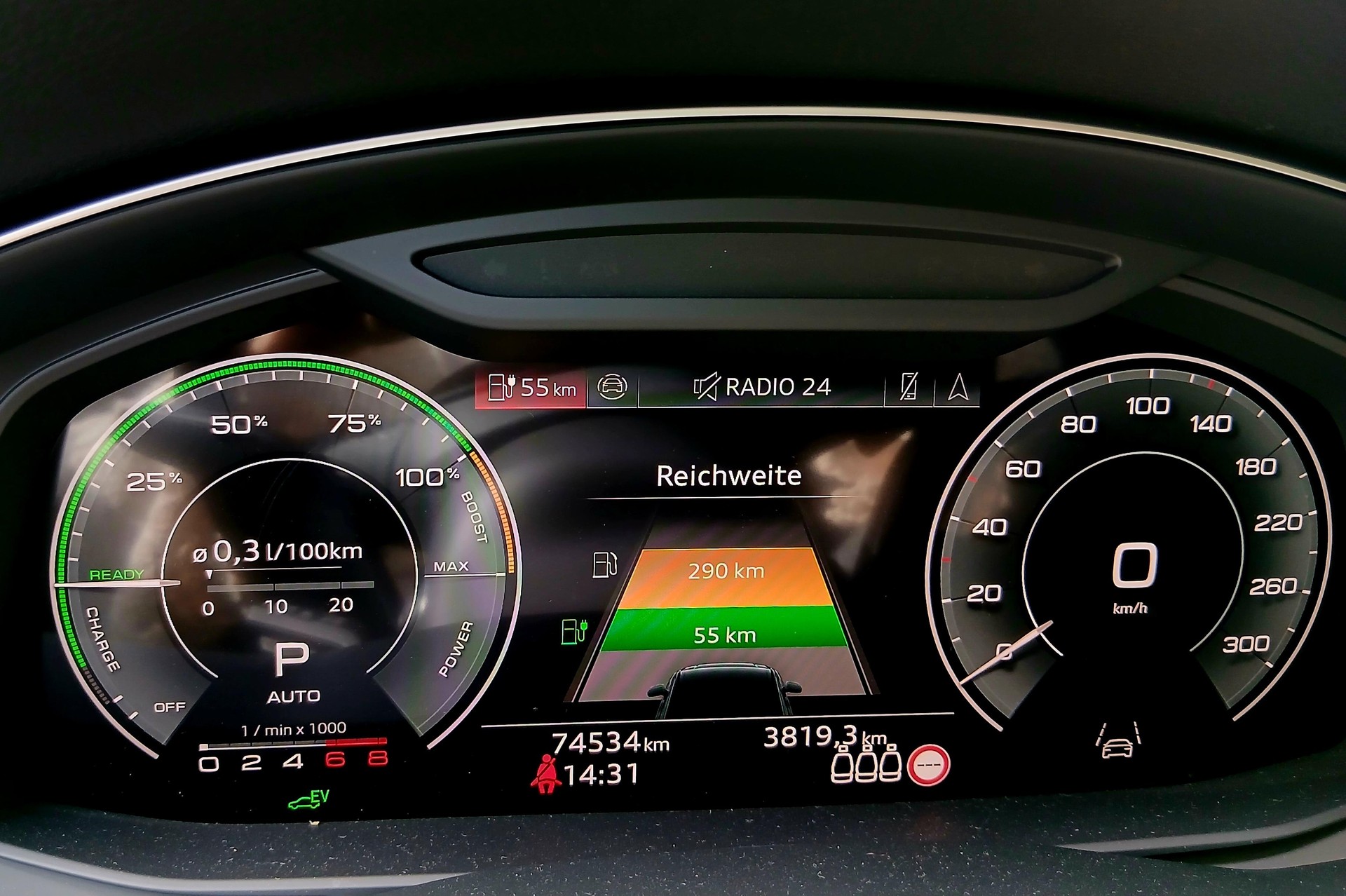 AUDI Q7 3.0 55 TFSI e quattro T-Tronic-image-6