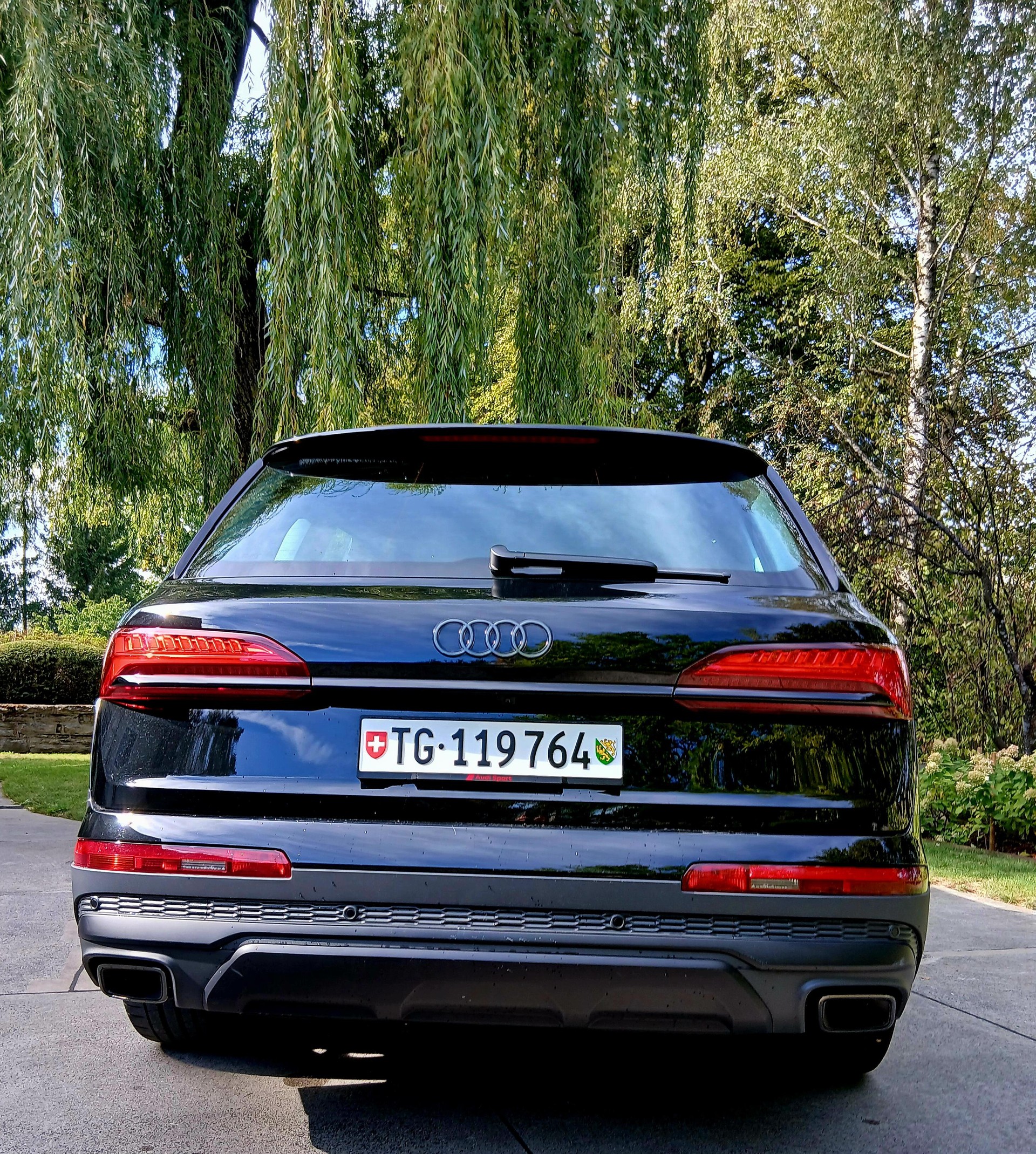 AUDI Q7 3.0 55 TFSI e quattro T-Tronic-image-3