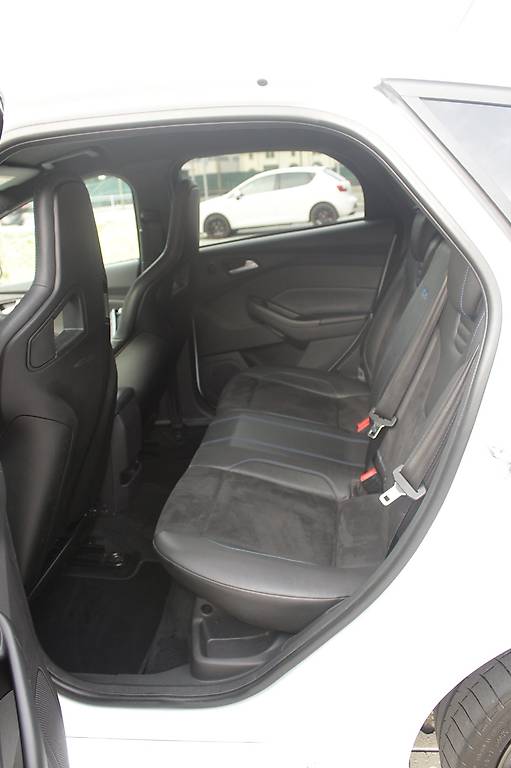 FORD Focus 2.3 EcoBoost RS AWD-image-2