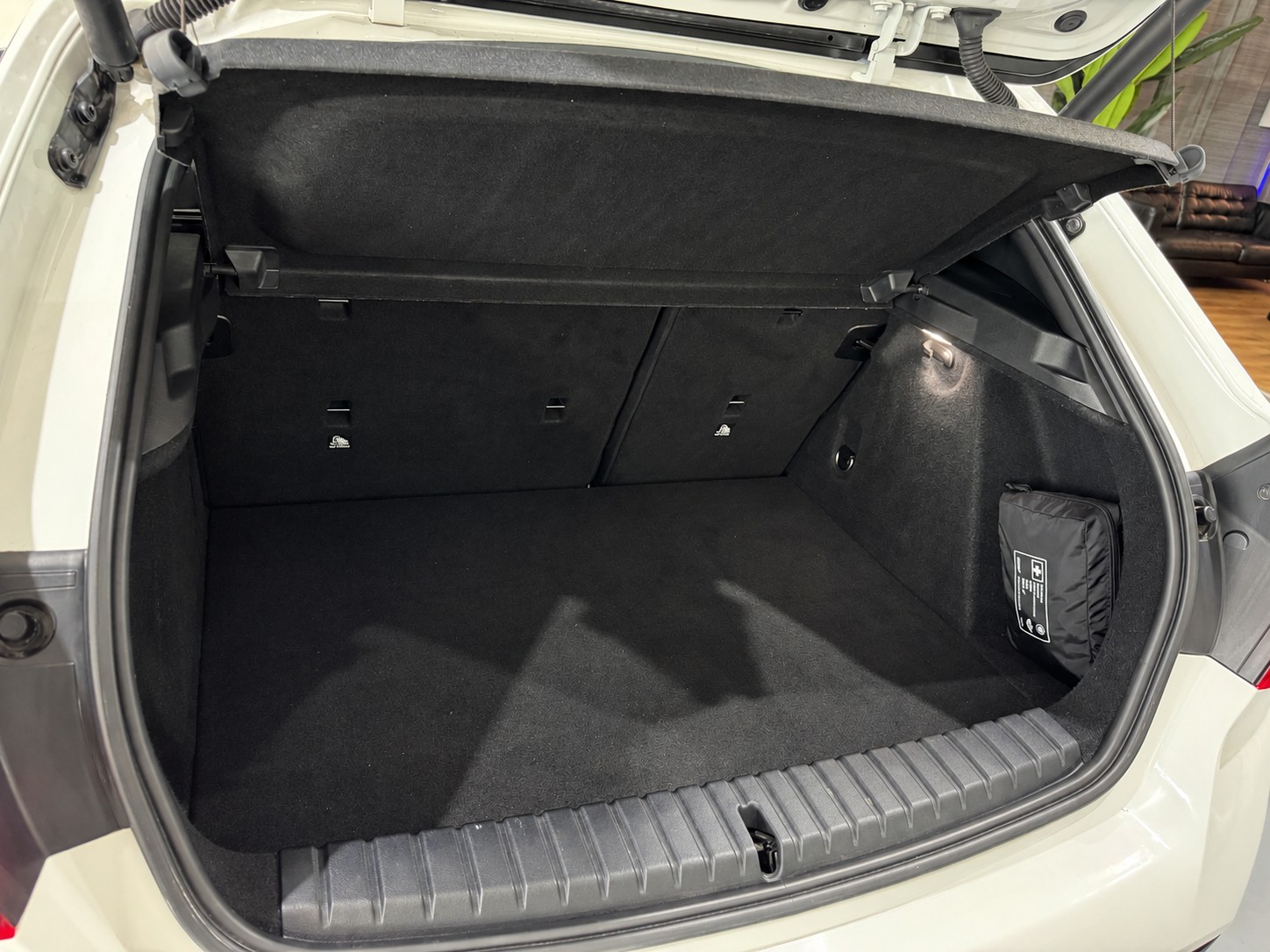 BMW 120d xDrive Steptronic M Sport-image-15