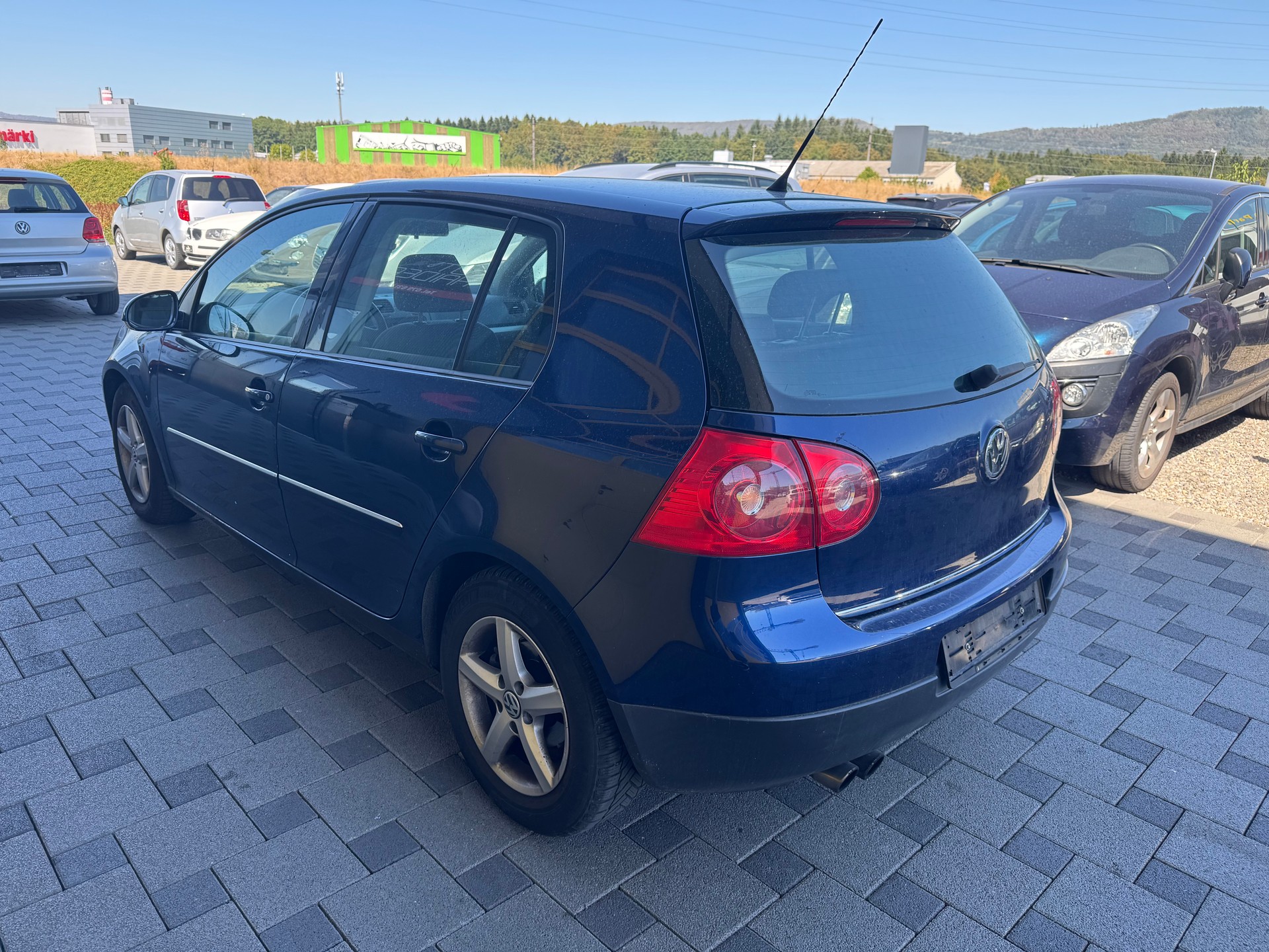 VW Golf 2.0 FSI Comfortline 4Motion-image-6
