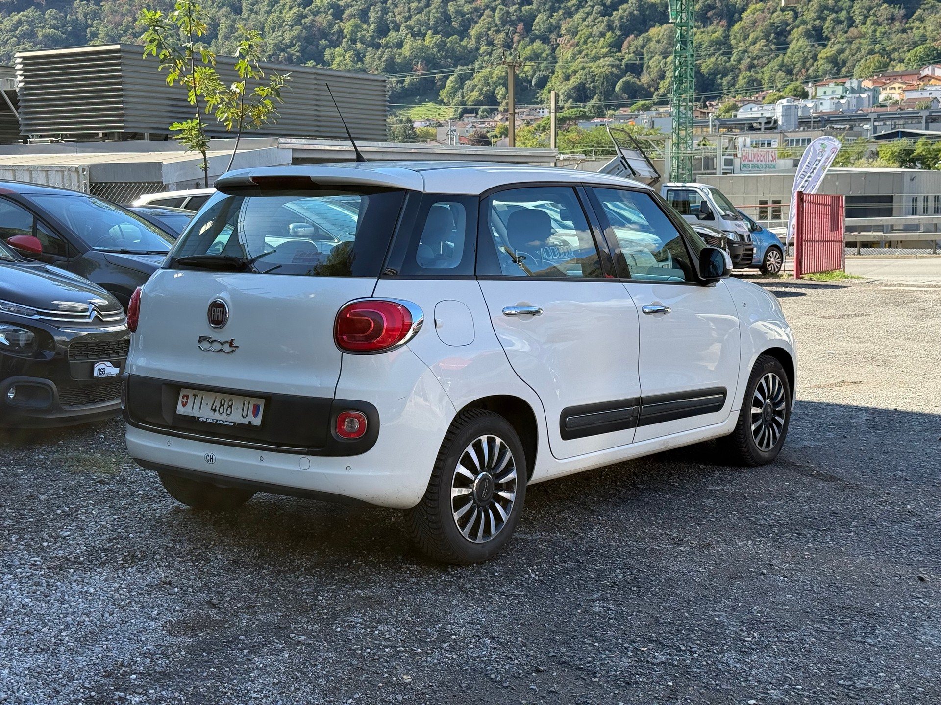 FIAT 500L 1.3 JTD Trekking Dualogic-image-2