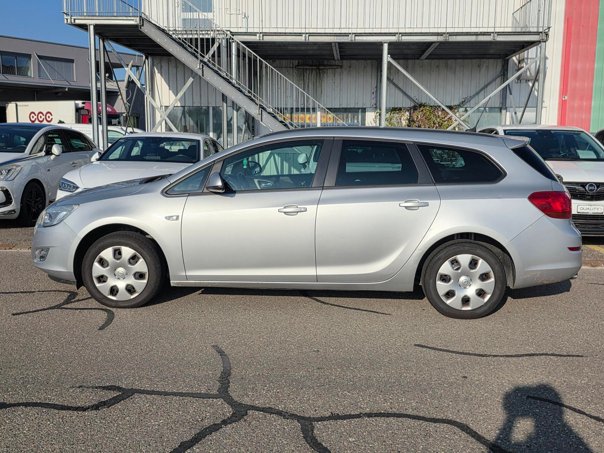 OPEL Astra SportsTourer 2.0 CDTi Cosmo Automatic-image-2