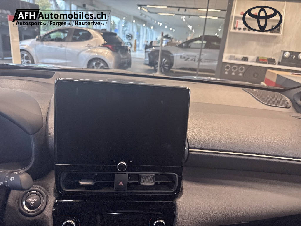 TOYOTA Yaris Cross 1.5 VVT-i HSD Premium AWD-i-image-12