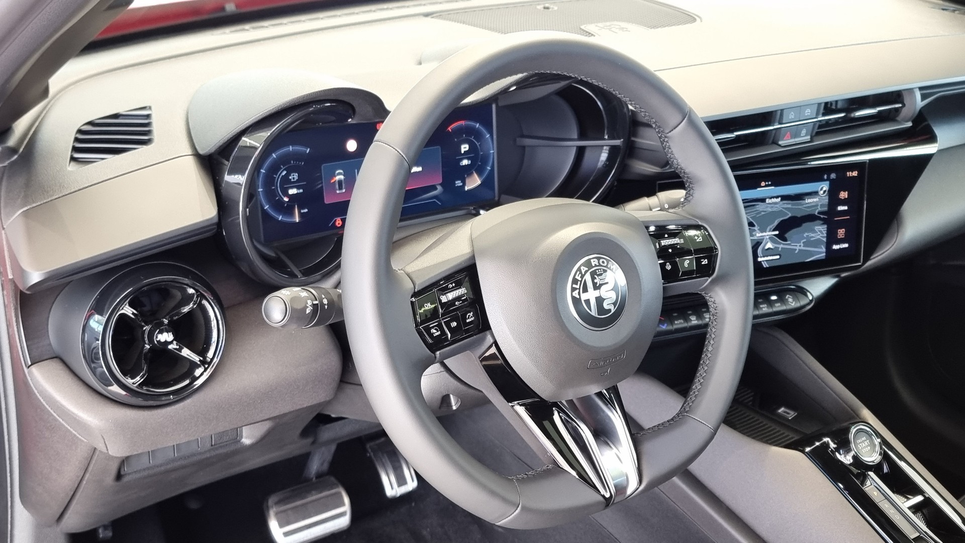 ALFA ROMEO Junior 1.2 TI Tech & Sky MY 26-image-11
