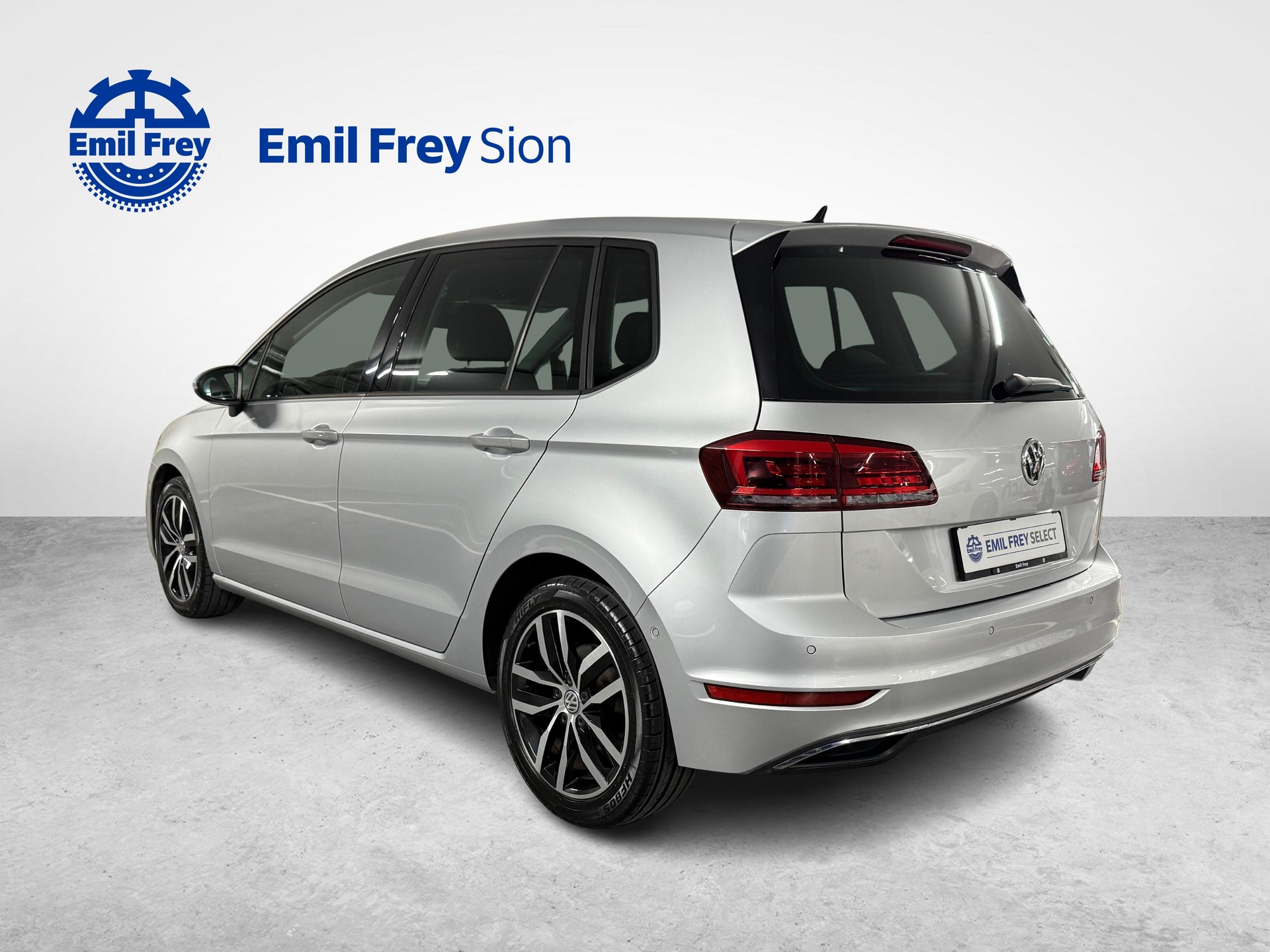 VW Golf VII Sportsvan 1.5 TSI Comfortline DSG-image-2
