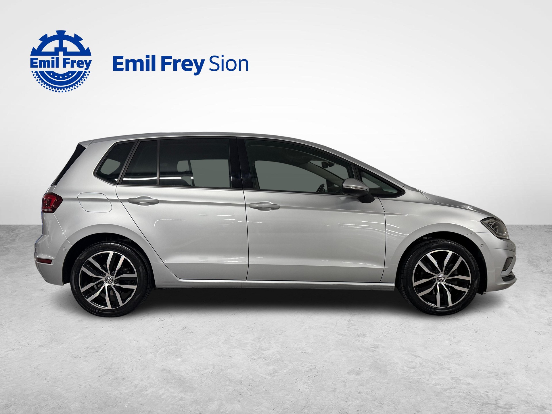 VW Golf VII Sportsvan 1.5 TSI Comfortline DSG-image-5