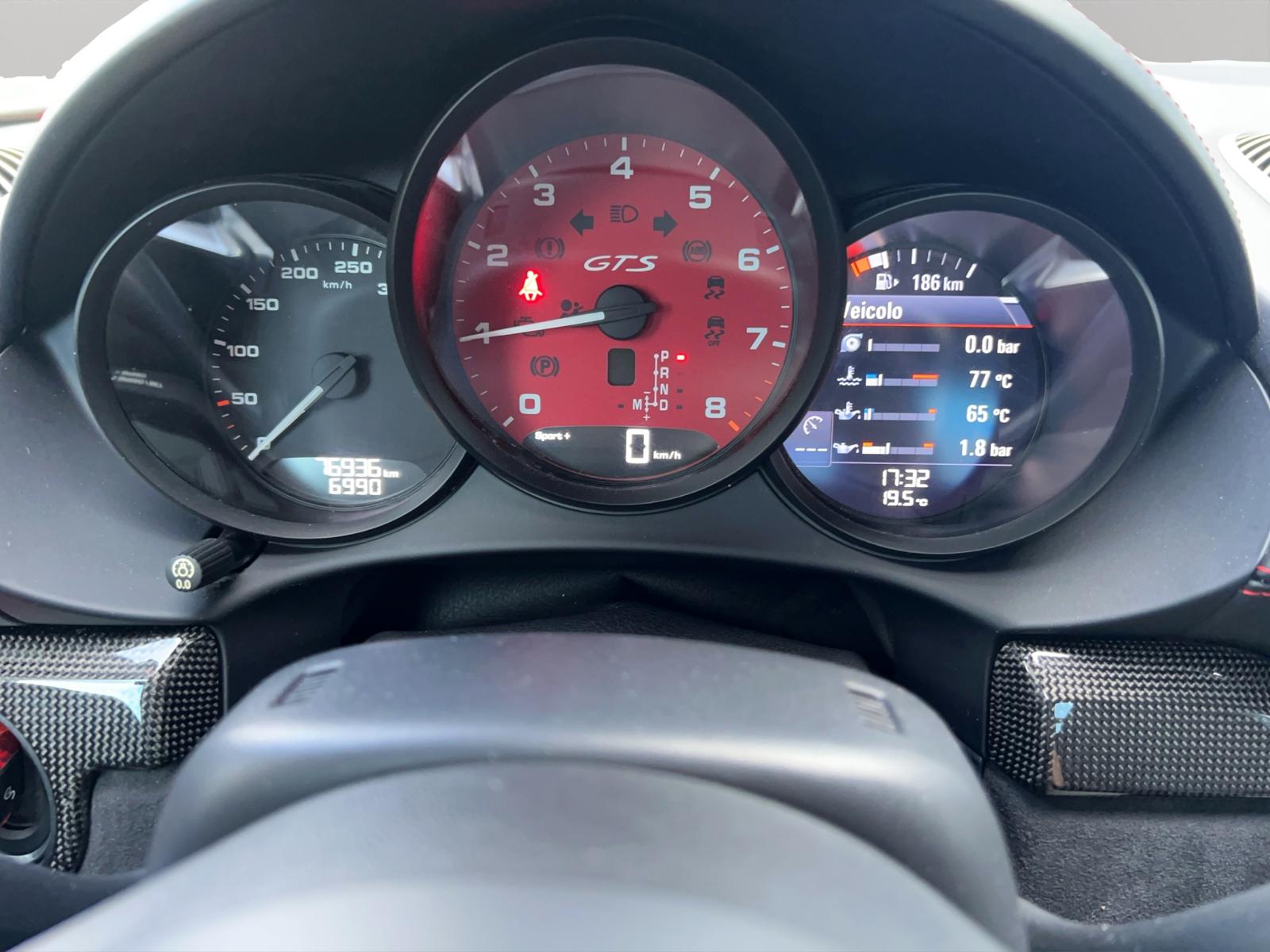 PORSCHE 718 Cayman GTS 2.5 PDK-image-16