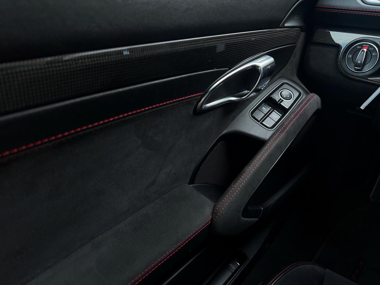 PORSCHE 718 Cayman GTS 2.5 PDK-image-23