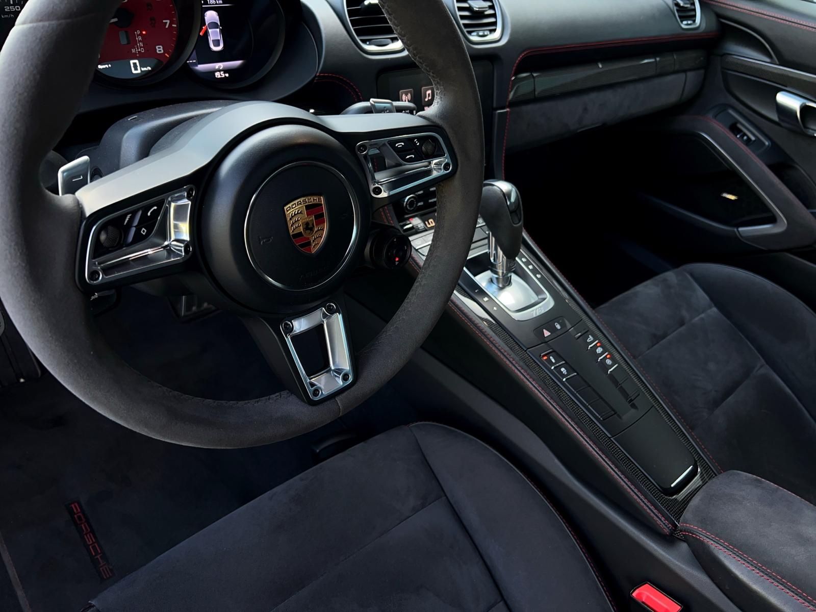 PORSCHE 718 Cayman GTS 2.5 PDK-image-17