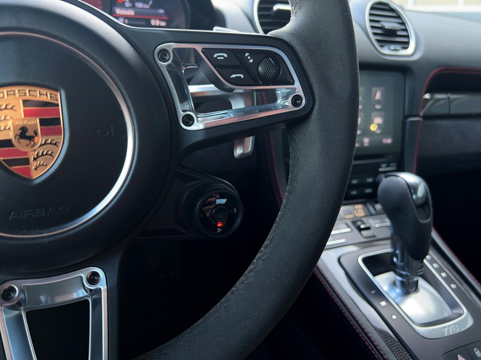 PORSCHE 718 Cayman GTS 2.5 PDK-image-15