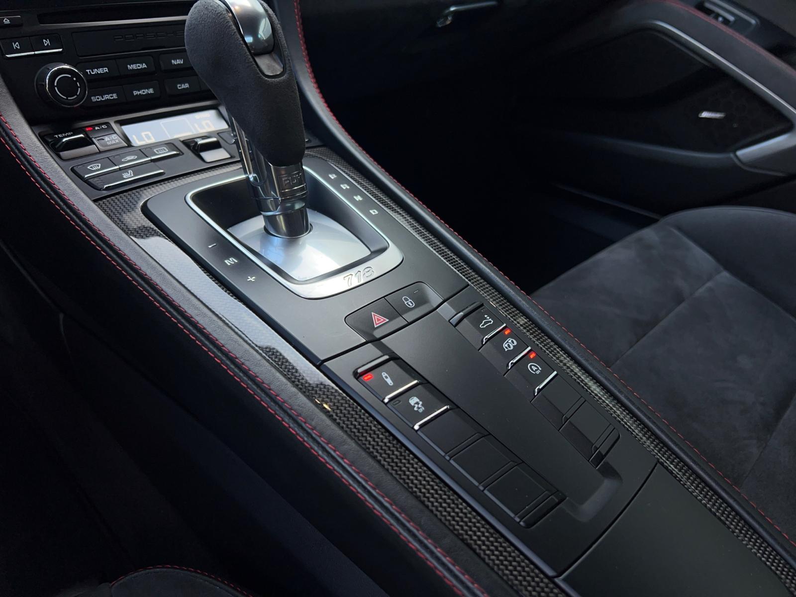 PORSCHE 718 Cayman GTS 2.5 PDK-image-21