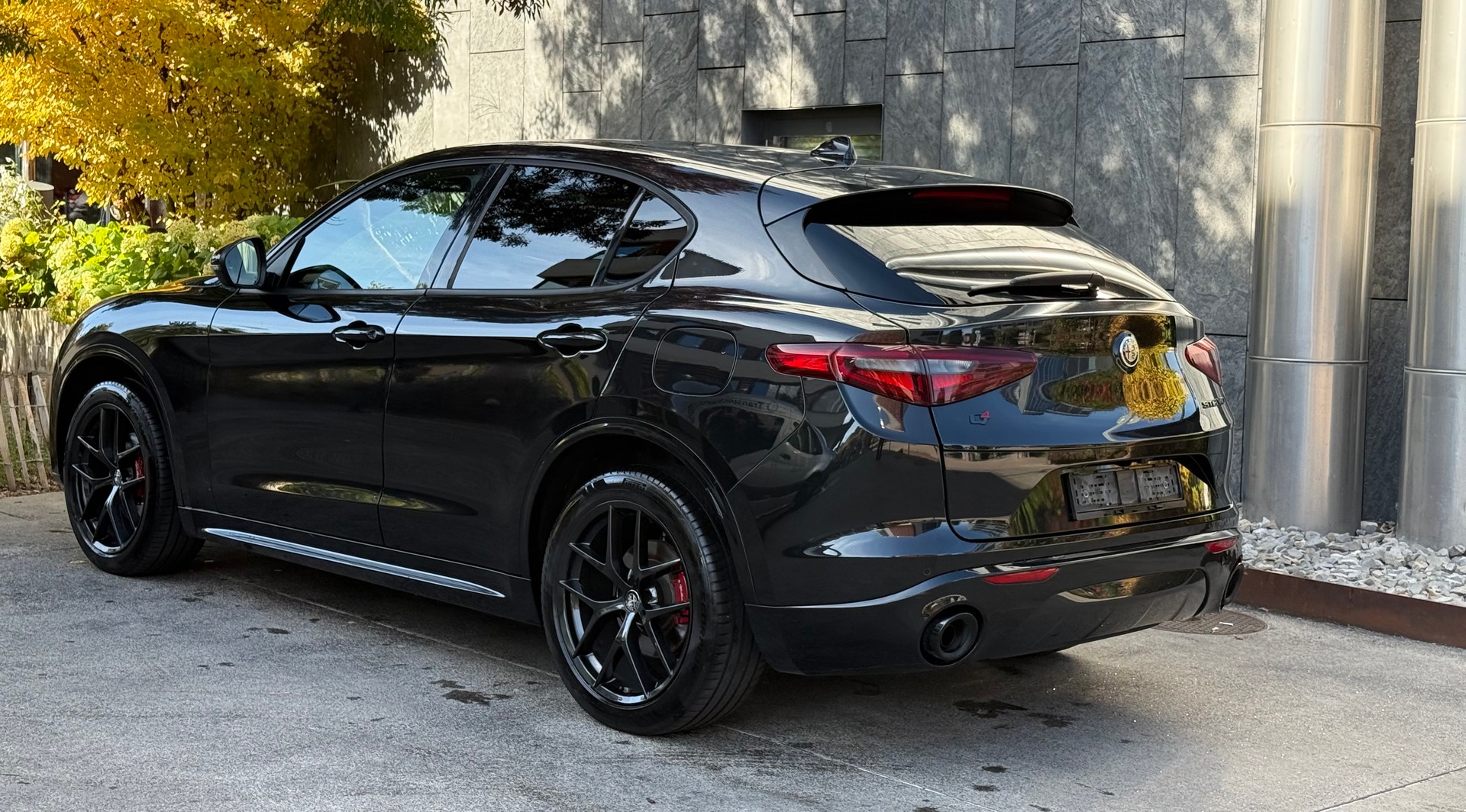 ALFA ROMEO Stelvio 2.0 Veloce Q4 Automatic-image-2