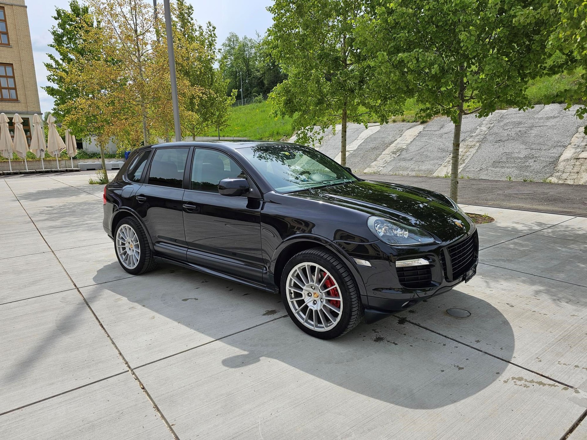 PORSCHE Cayenne GTS Tiptronic-image-0