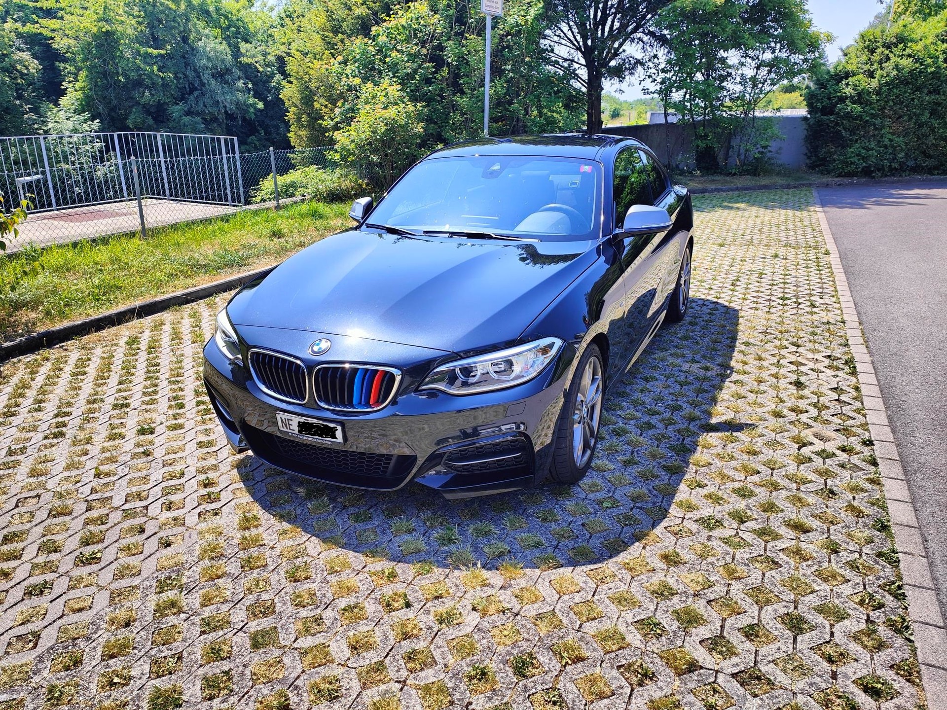 BMW M240i xDrive Steptronic-image-1