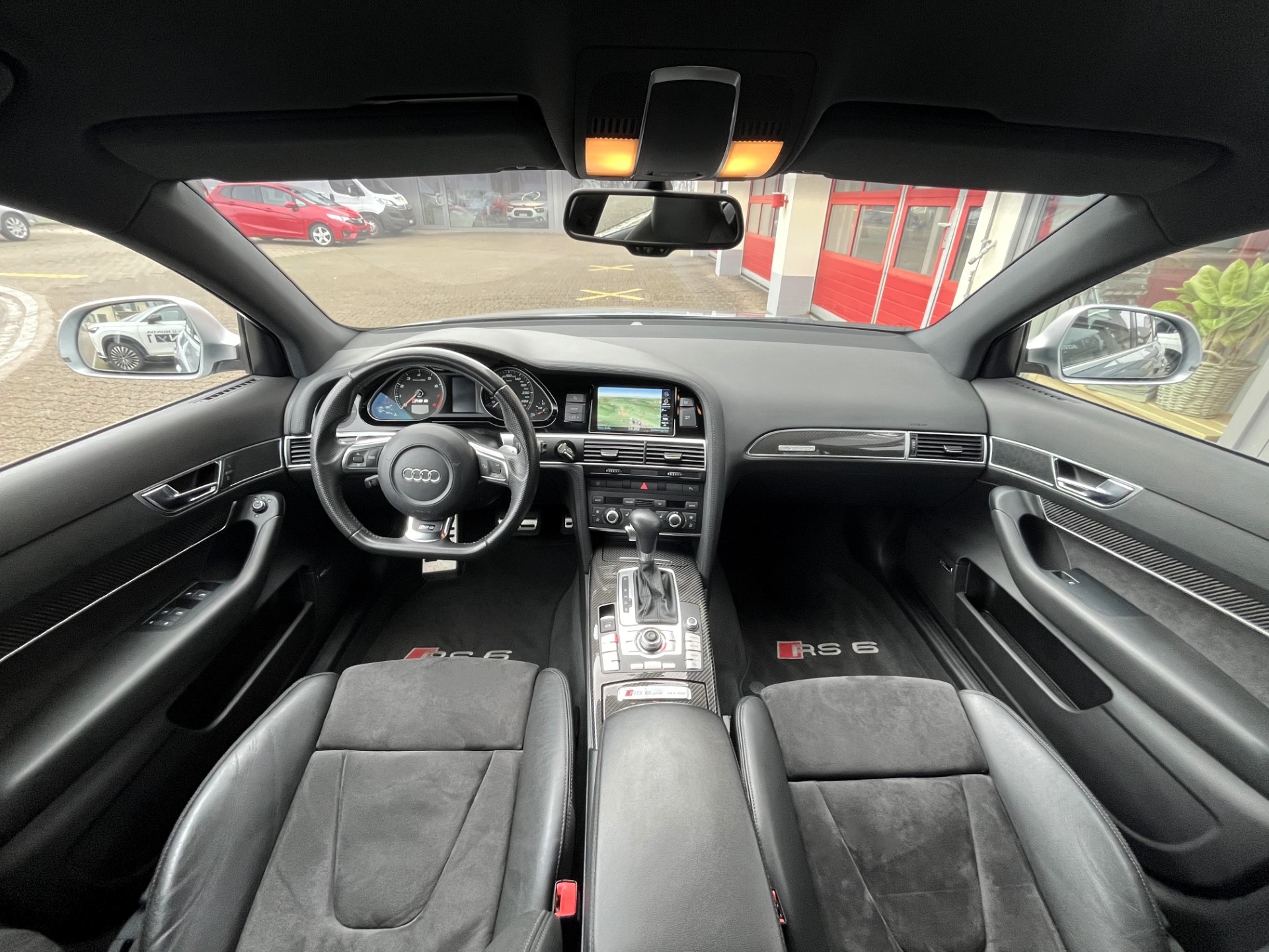 AUDI RS6 Avant PLUS 5.0 TFSI V10 quattro tiptronic*MTM-Tuning 700PS*-image-12