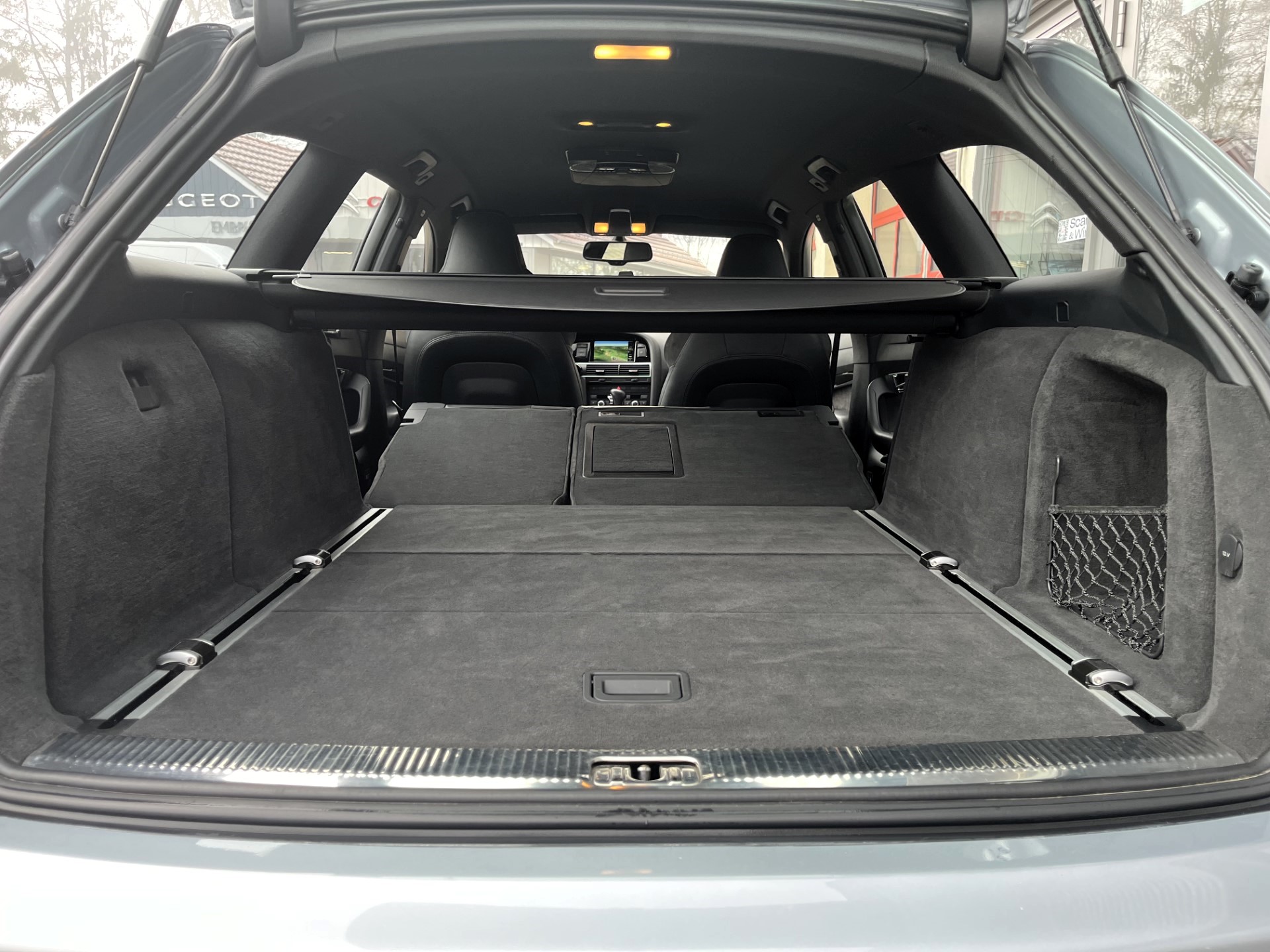 AUDI RS6 Avant PLUS 5.0 TFSI V10 quattro tiptronic*MTM-Tuning 700PS*-image-8