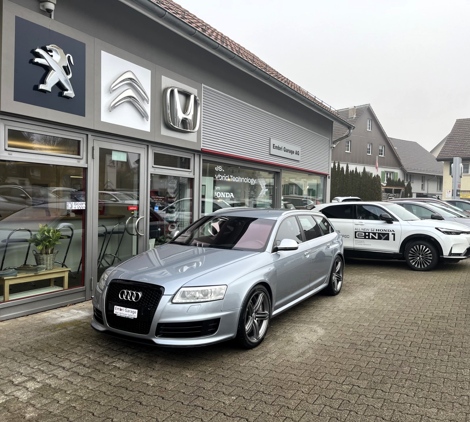 AUDI RS6 Avant PLUS 5.0 TFSI V10 quattro tiptronic*MTM-Tuning 700PS*-image-0