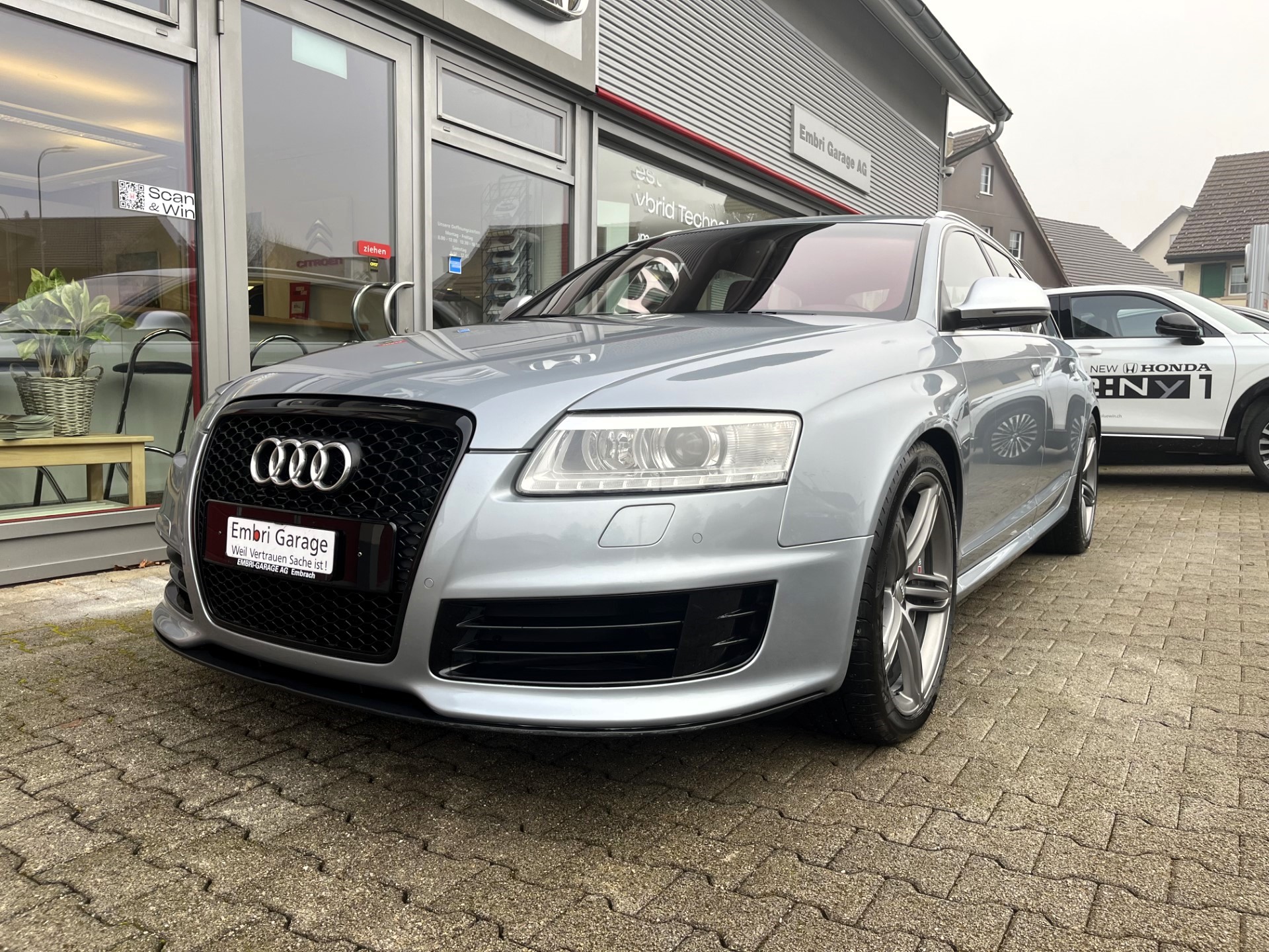 AUDI RS6 Avant PLUS 5.0 TFSI V10 quattro tiptronic*MTM-Tuning 700PS*-image-3