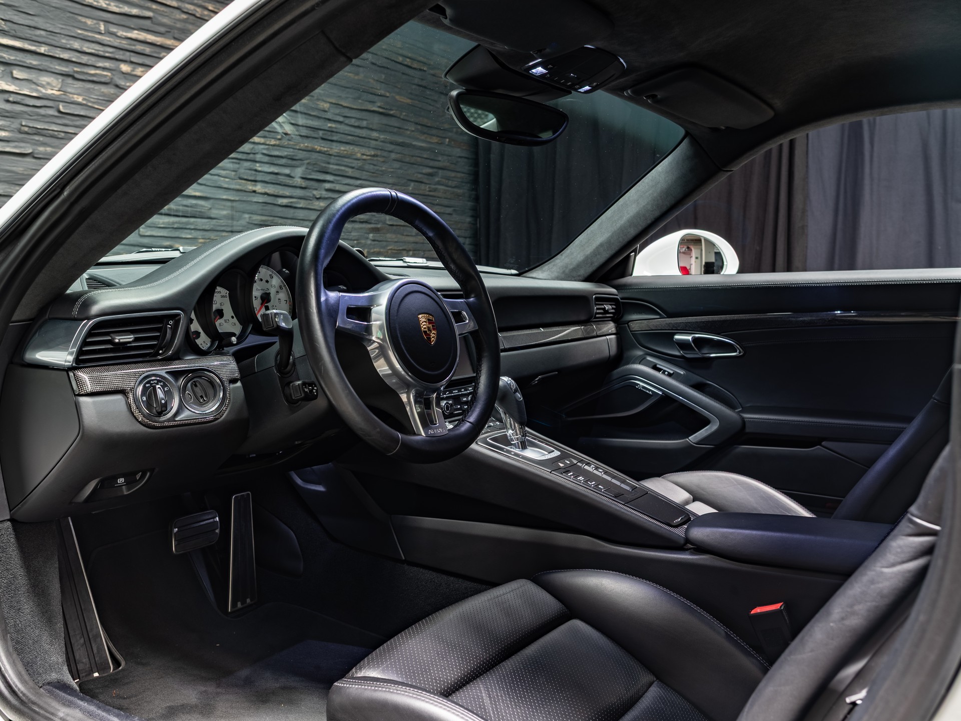 PORSCHE 911 Turbo S PDK *CH-Auto*Approved bis 2028*Porsche-Service*Winterräder Porsche*-image-15