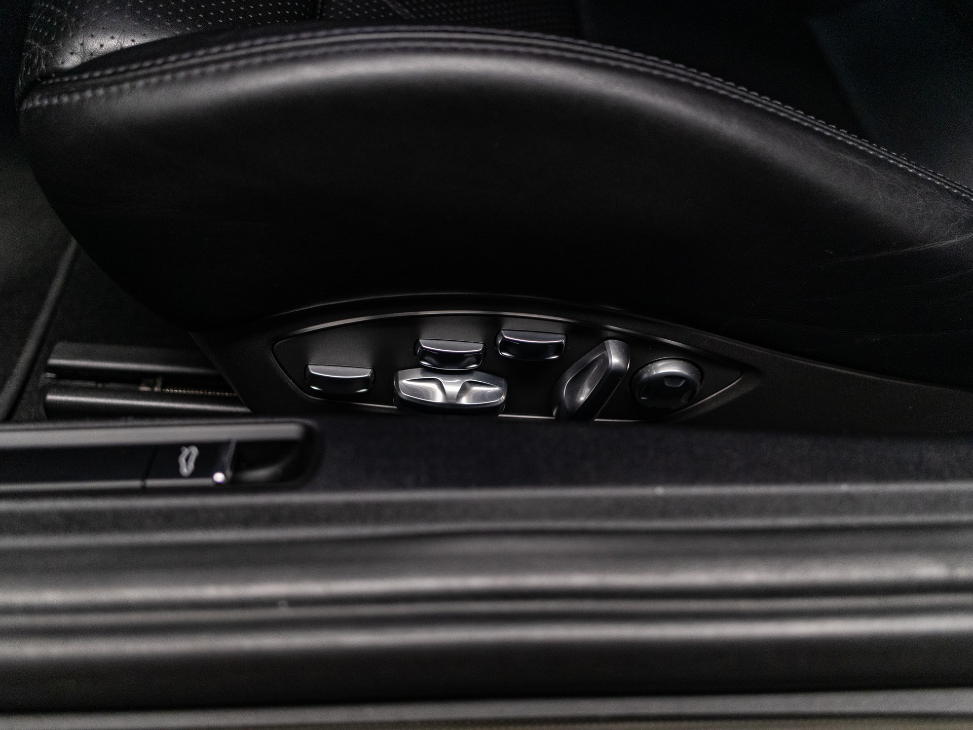 PORSCHE 911 Turbo S PDK *CH-Auto*Approved bis 2028*Porsche-Service*Winterräder Porsche*-image-9