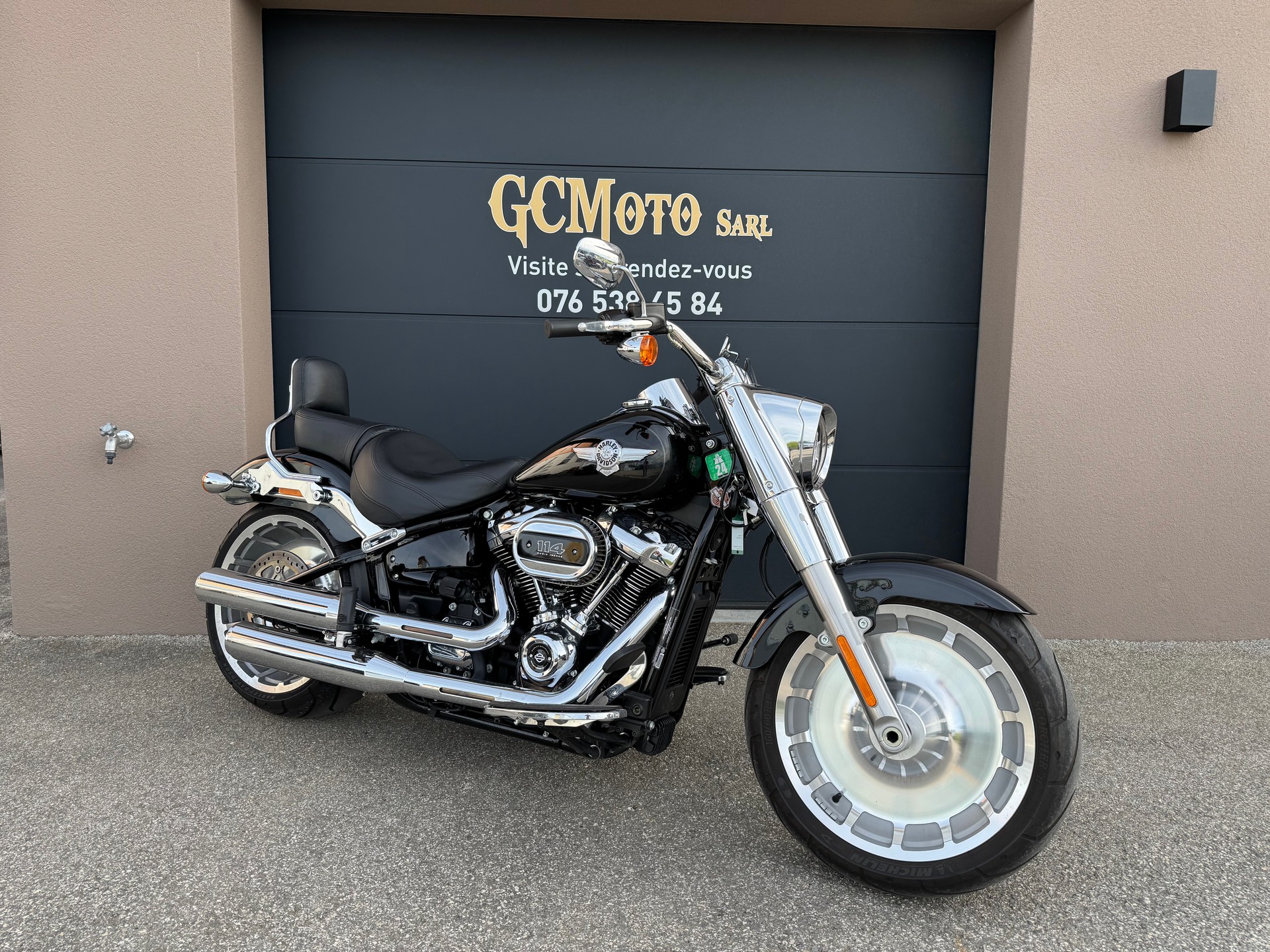 HARLEY-DAVIDSON FLFBS Fat Boy 114-showroom-element-1