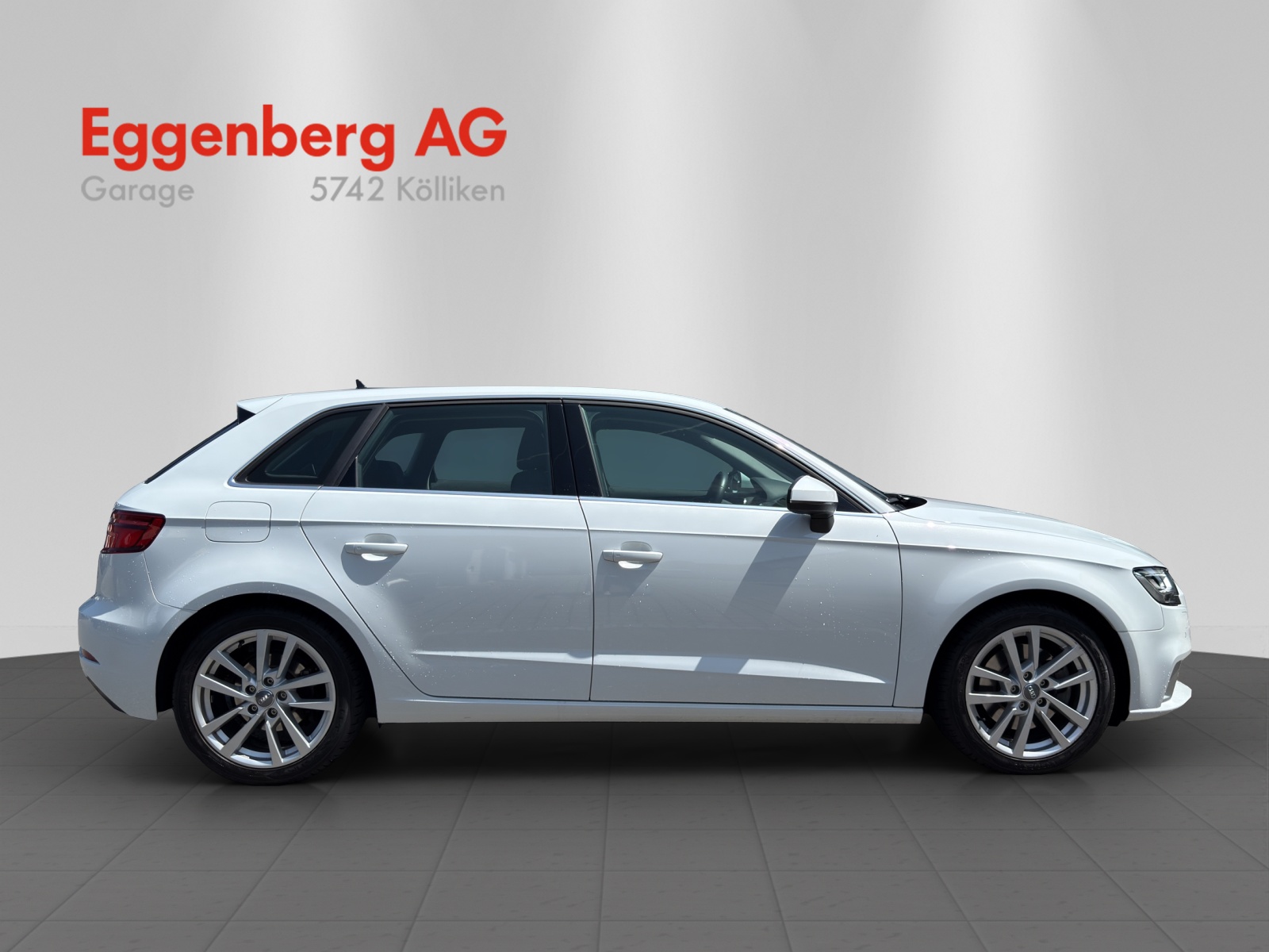 AUDI A3 Sportback 40 TFSI Sport quattro S-tronic-image-5