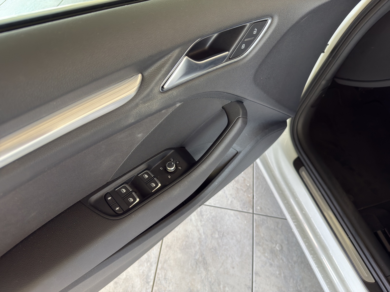 AUDI A3 Sportback 40 TFSI Sport quattro S-tronic-image-11