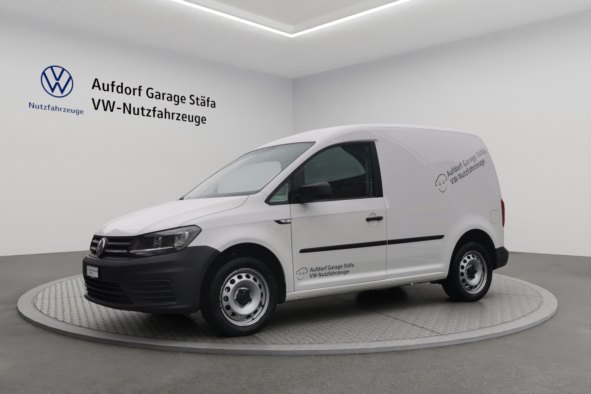 VW Caddy 1.0 TSI Entry BlueMotion Technology-image-0
