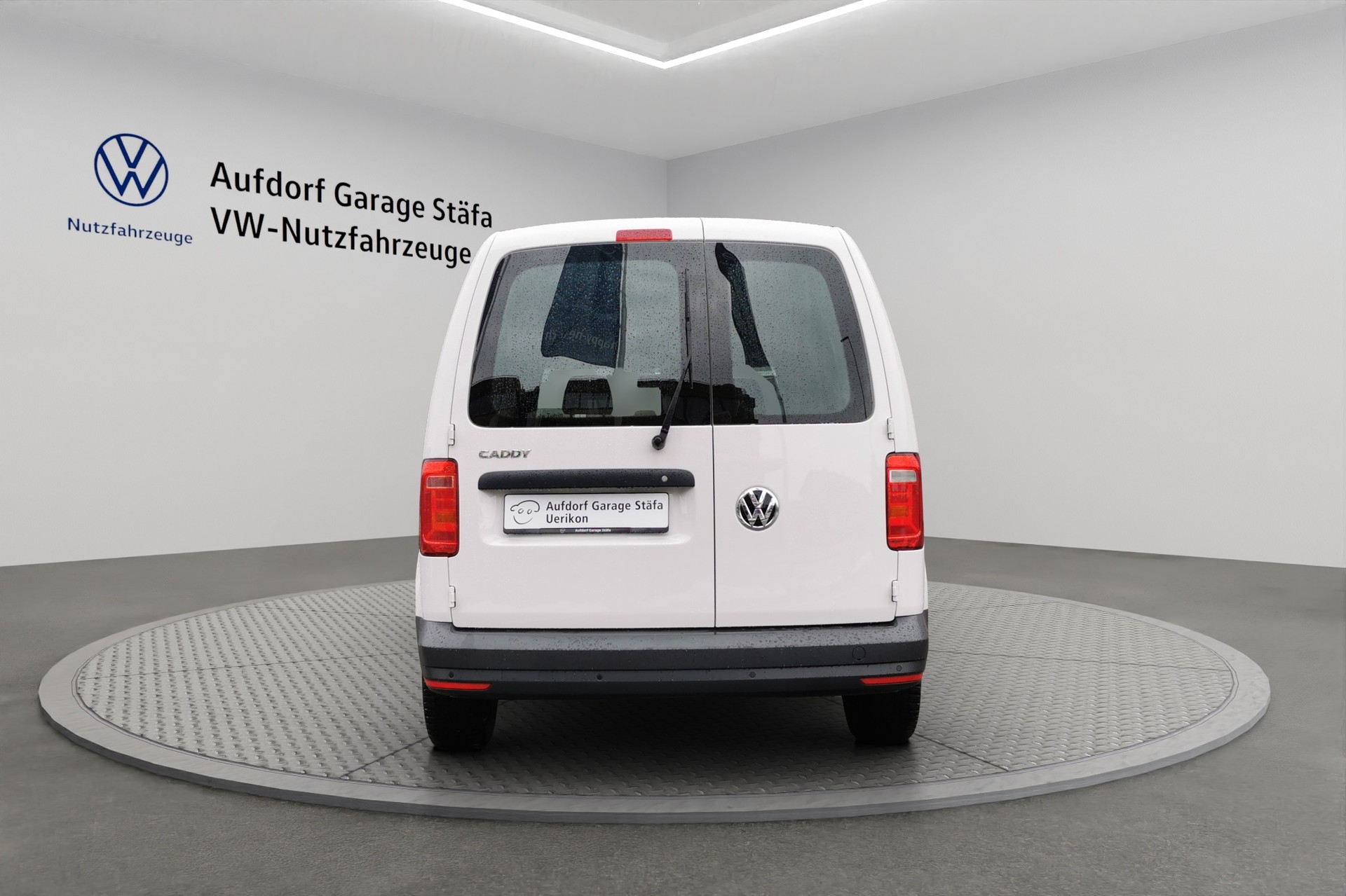 VW Caddy 1.0 TSI Entry BlueMotion Technology-image-3