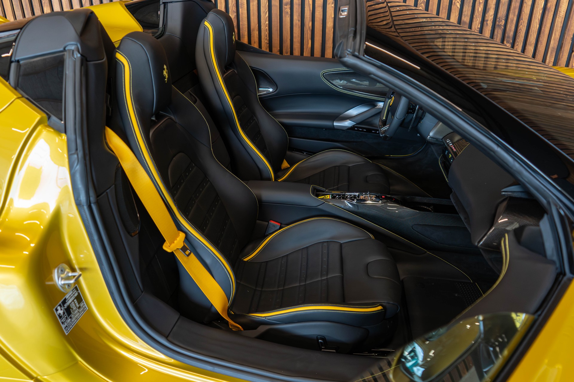 FERRARI SF90 Spider-image-11