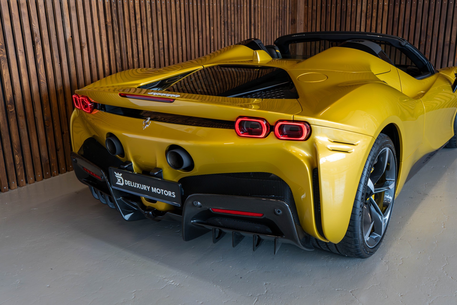 FERRARI SF90 Spider-image-6